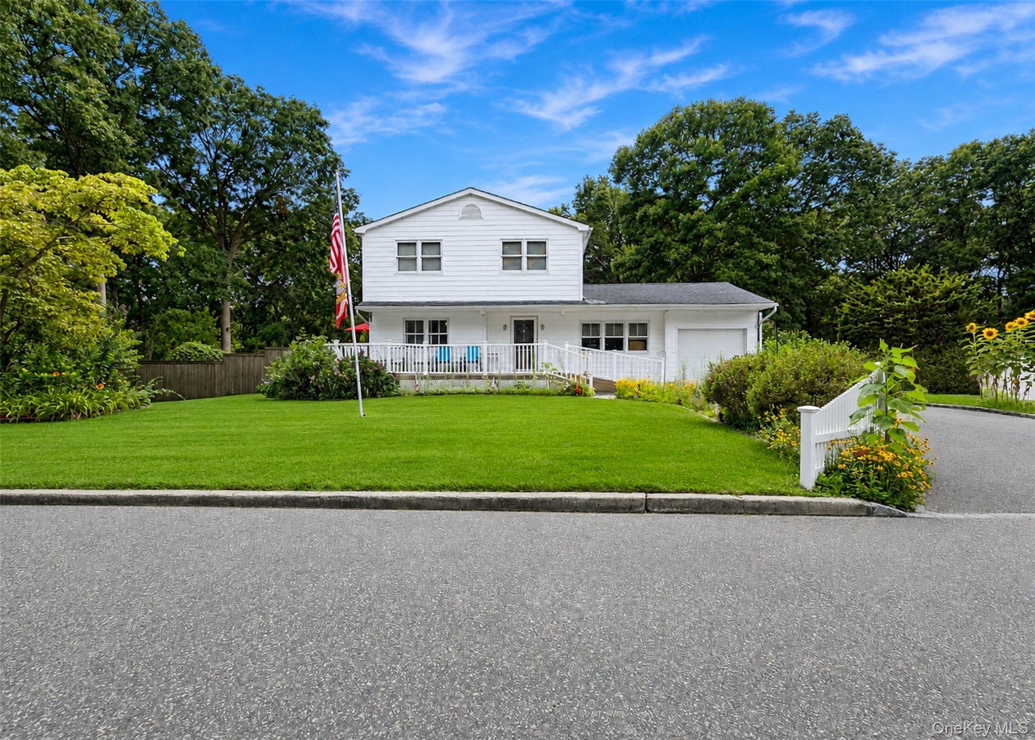 8 Virginia Drive — photo