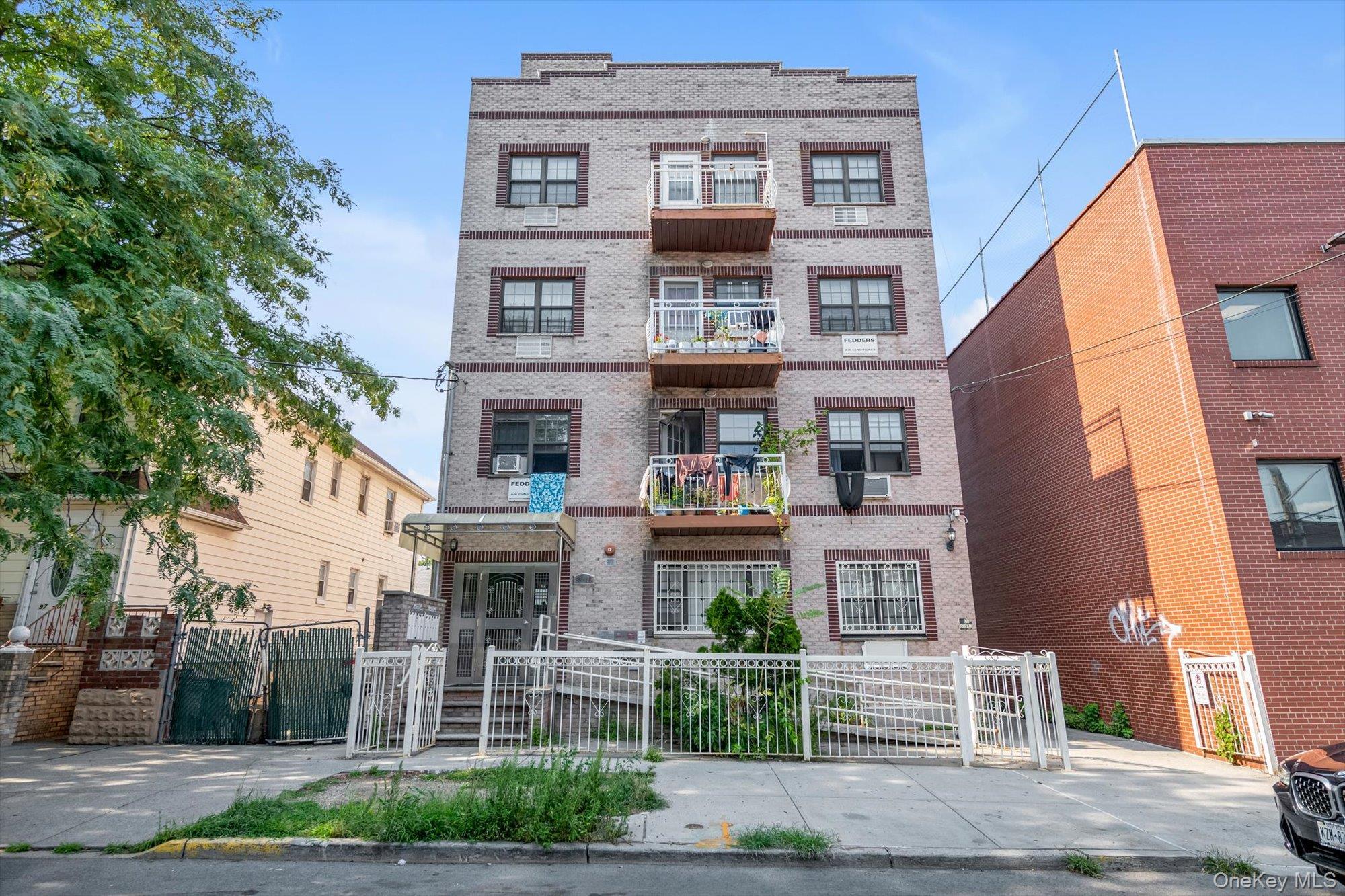 9705 50th Avenue 1B — photo