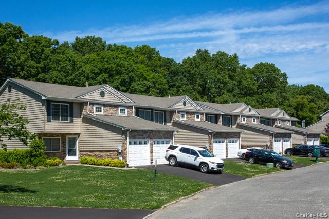 5000 Townhouse Drive 506 — photo