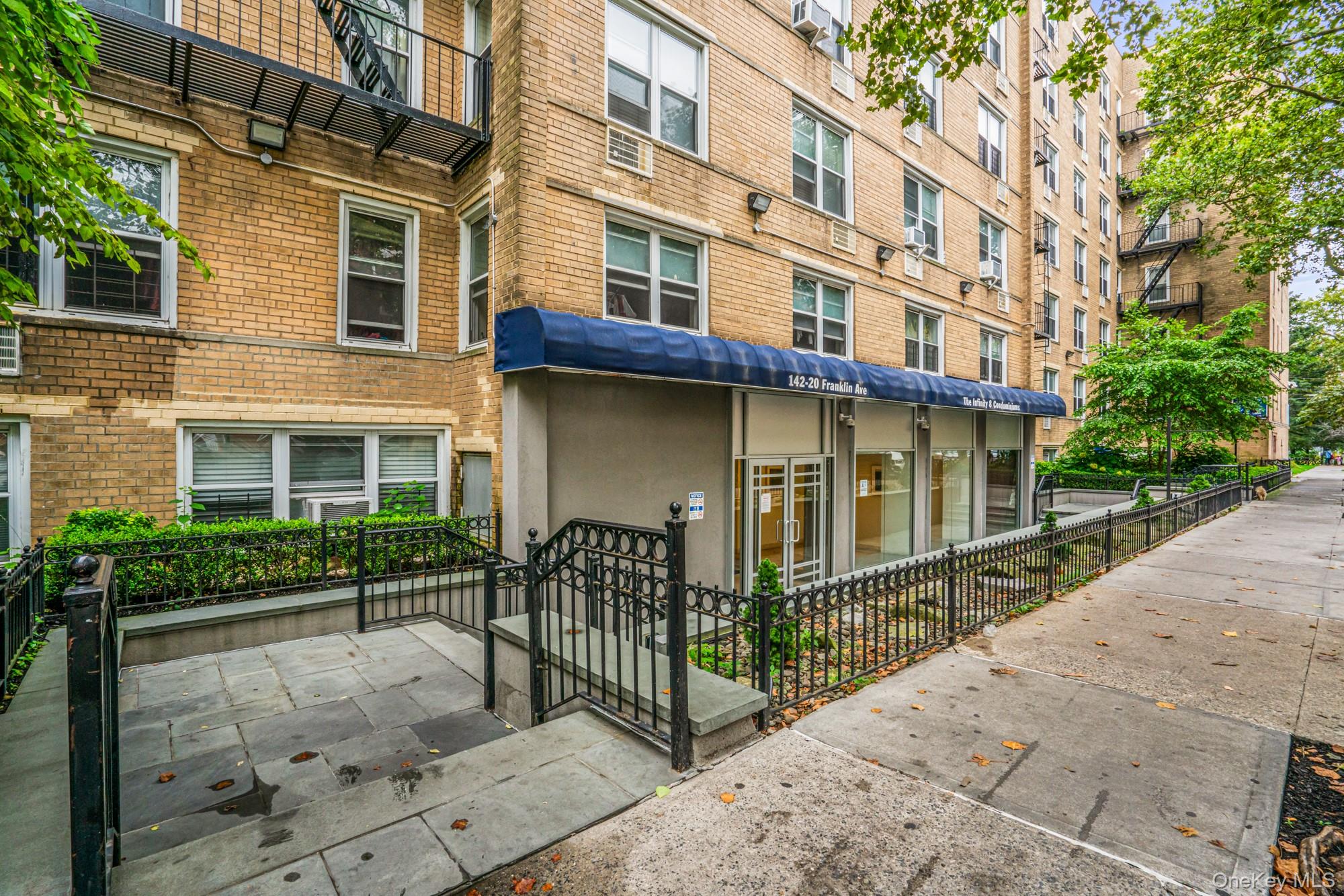 142-20 Franklin Avenue 2G — photo
