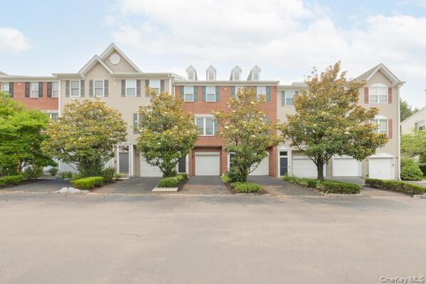 35 Meadow Lane 35-Building 8F — photo