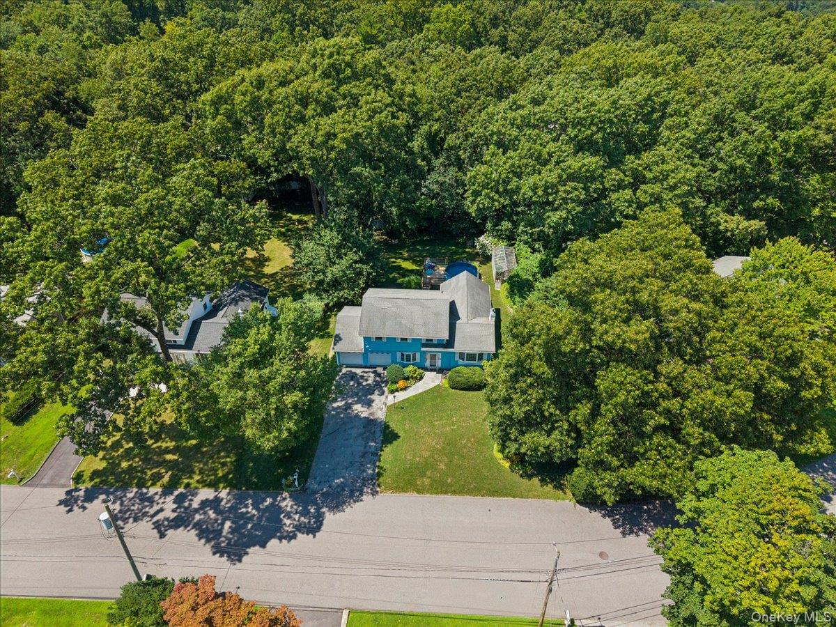28 Winthrop Drive — photo