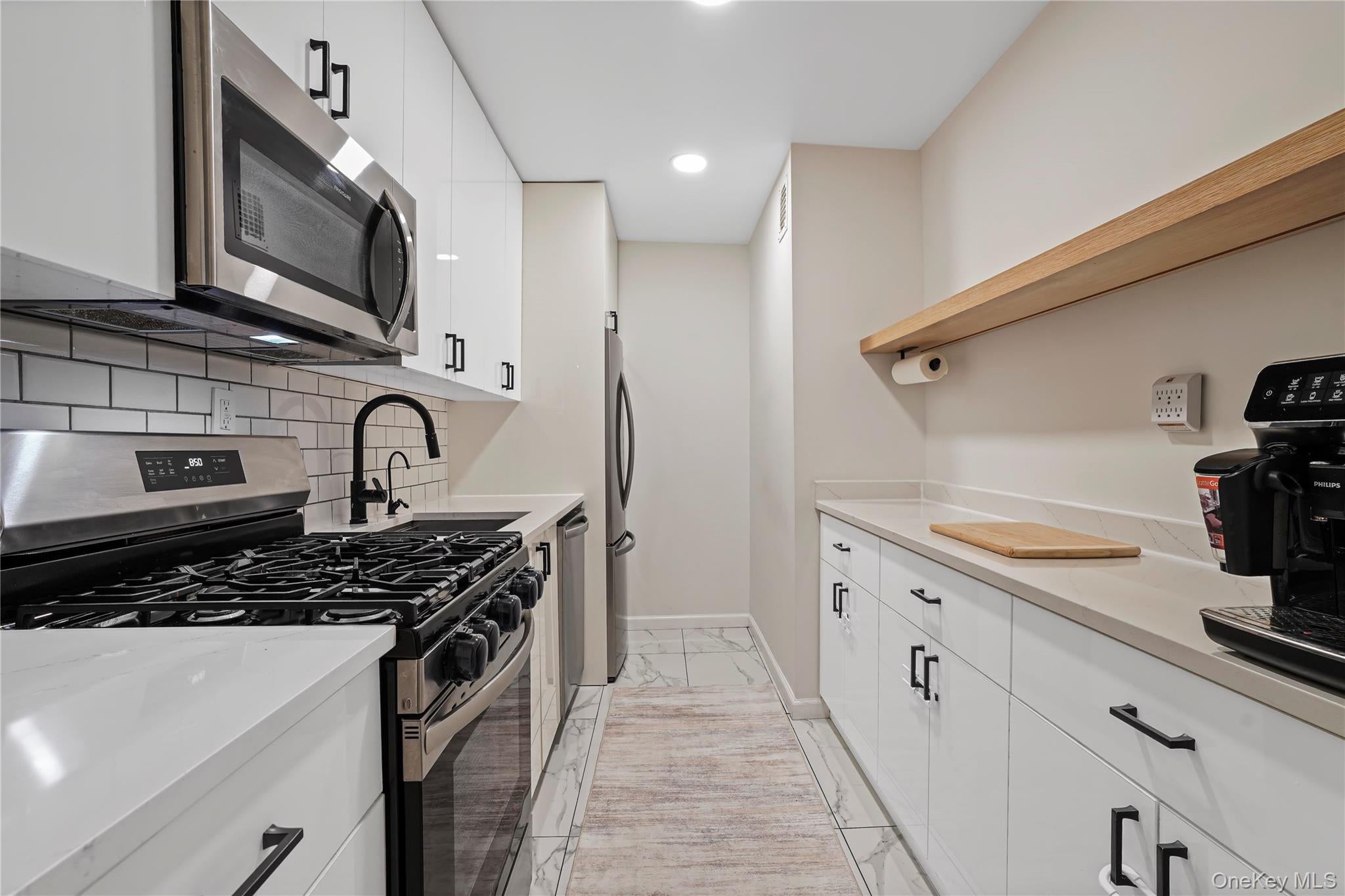 151-25 88th Street 4E — photo