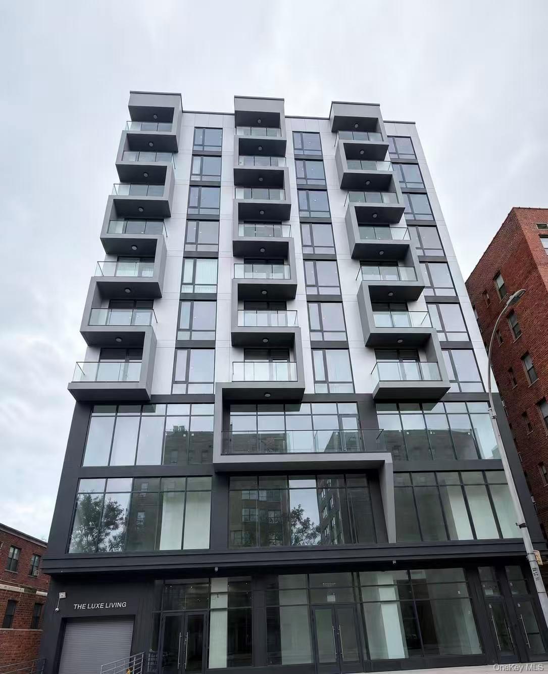 134-11 Franklin Avenue — photo