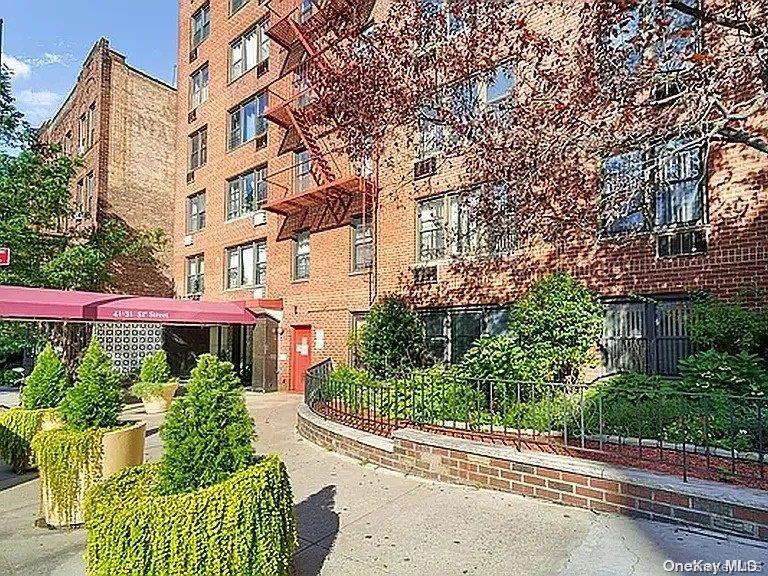 41-31 51st Street 6M — photo