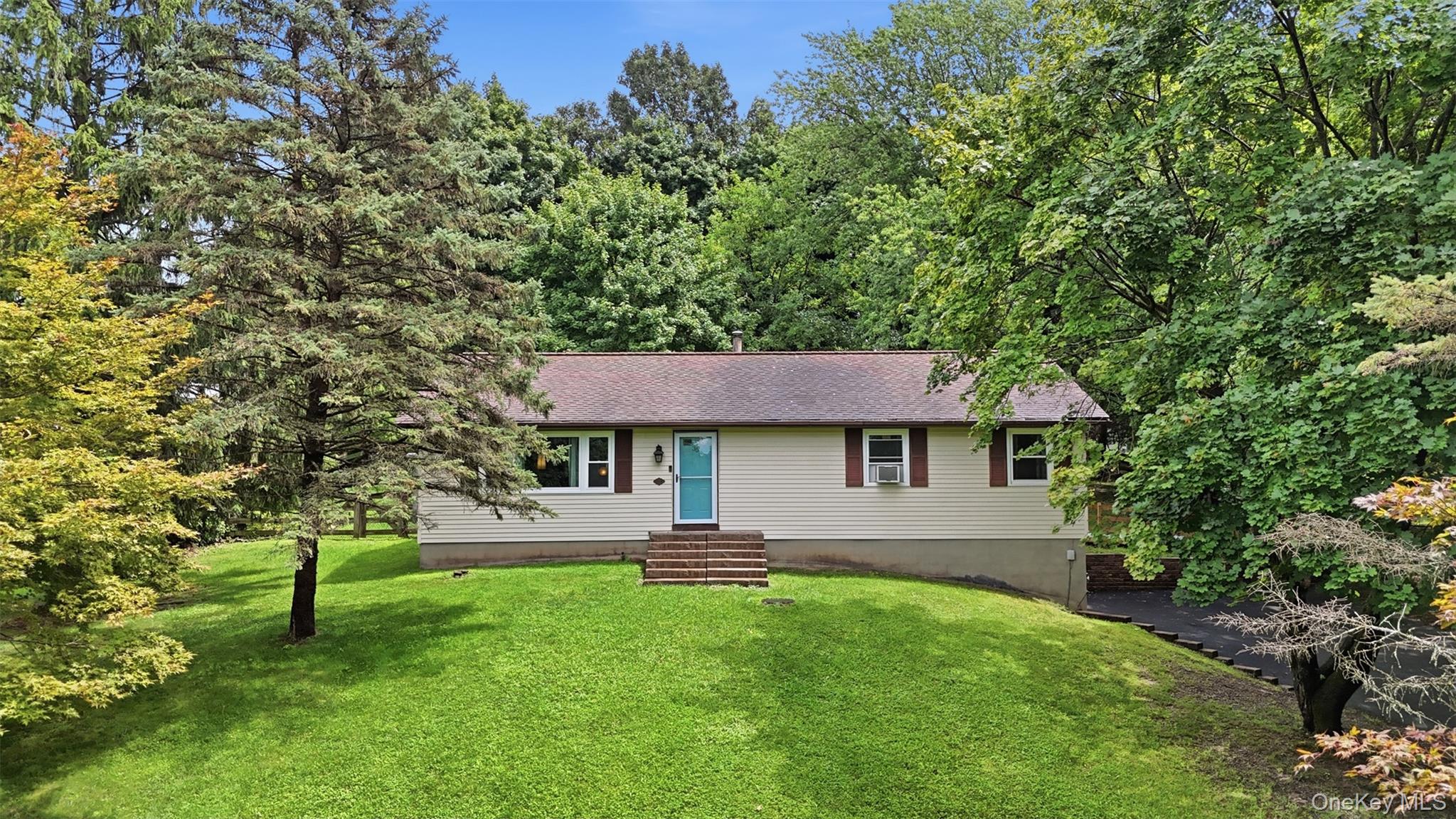 35 Beverly Drive — photo