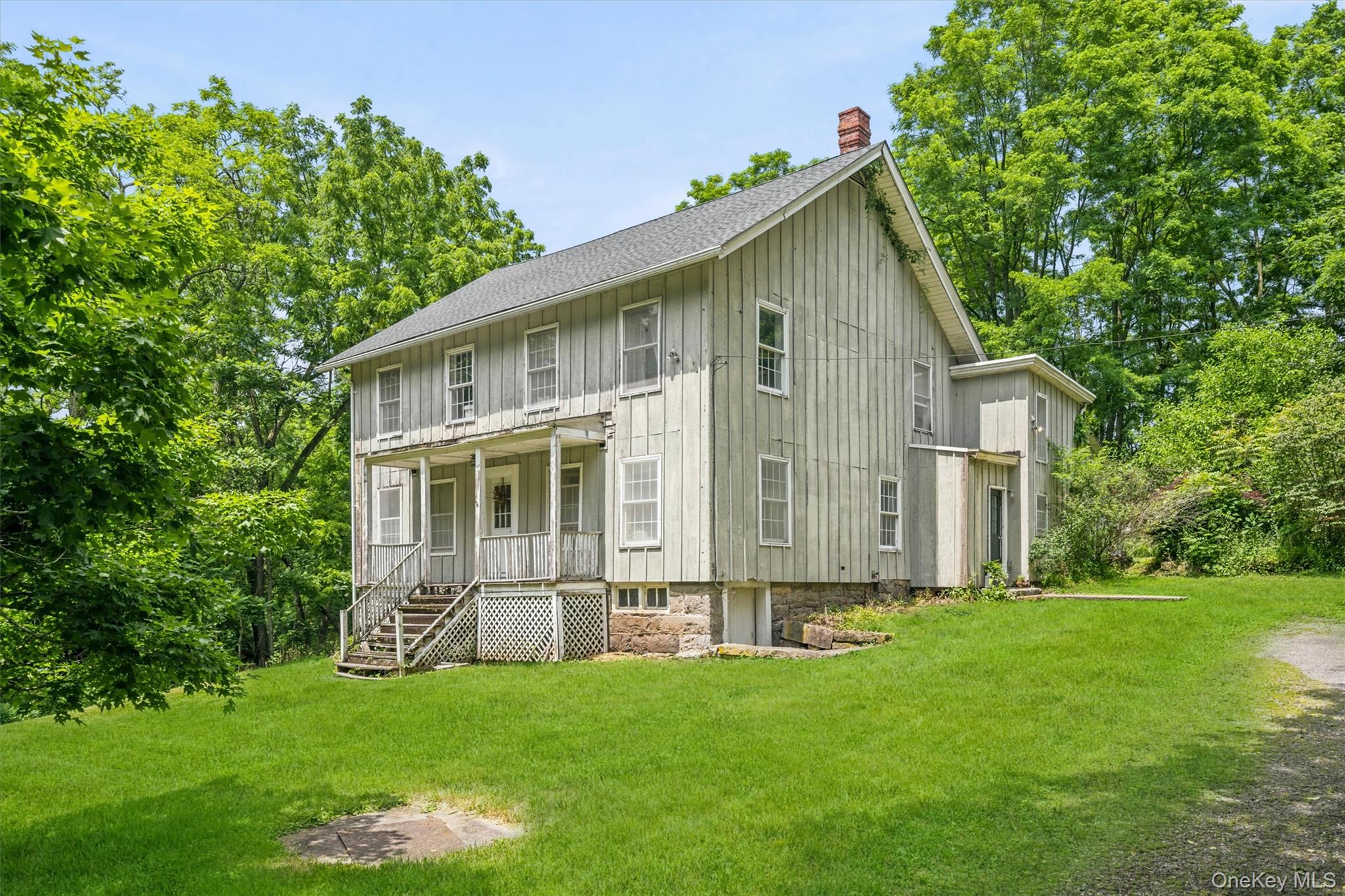 196 Newport Bridge Road — photo