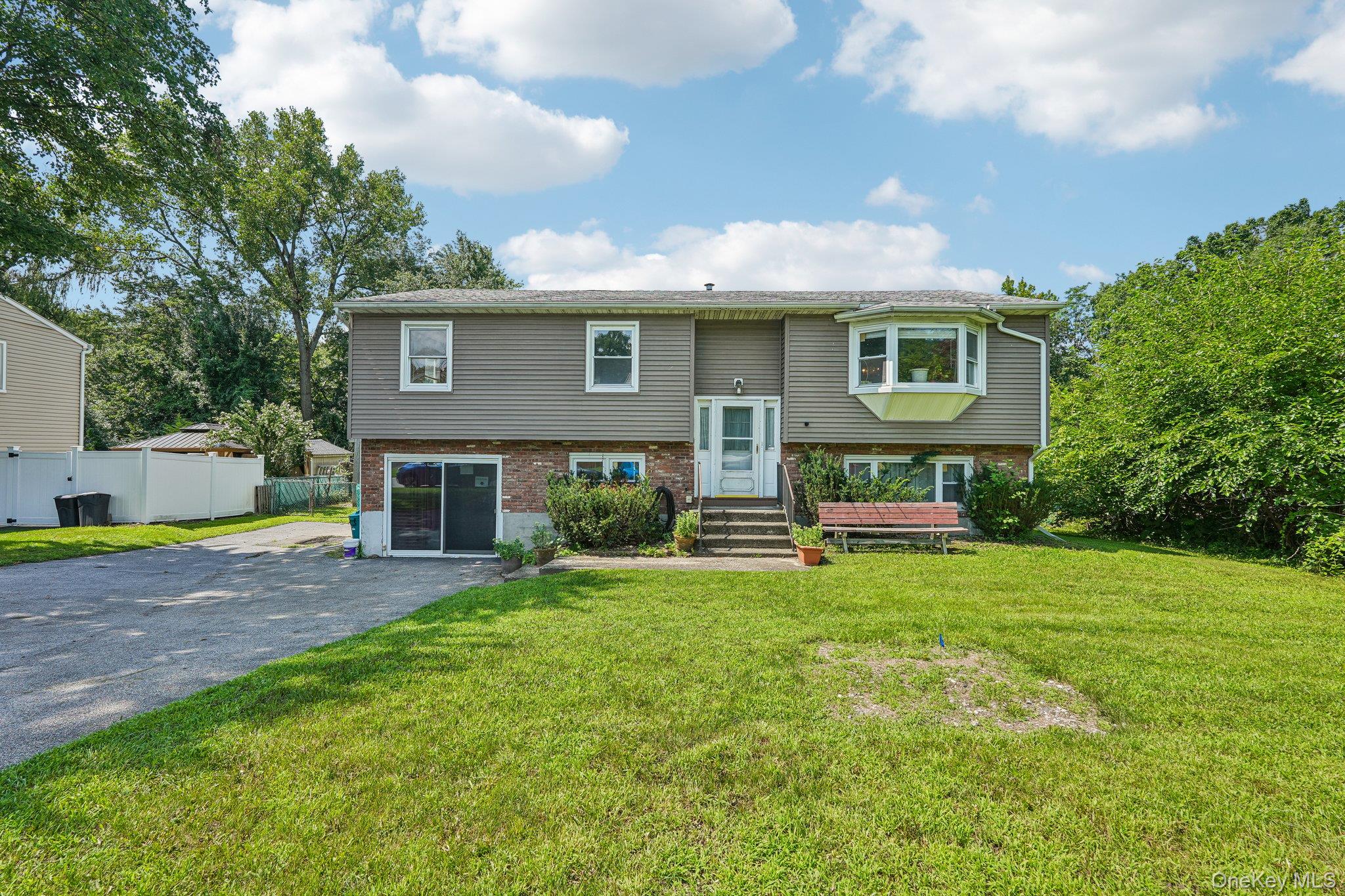 105 Vails Gate Heights Drive — photo