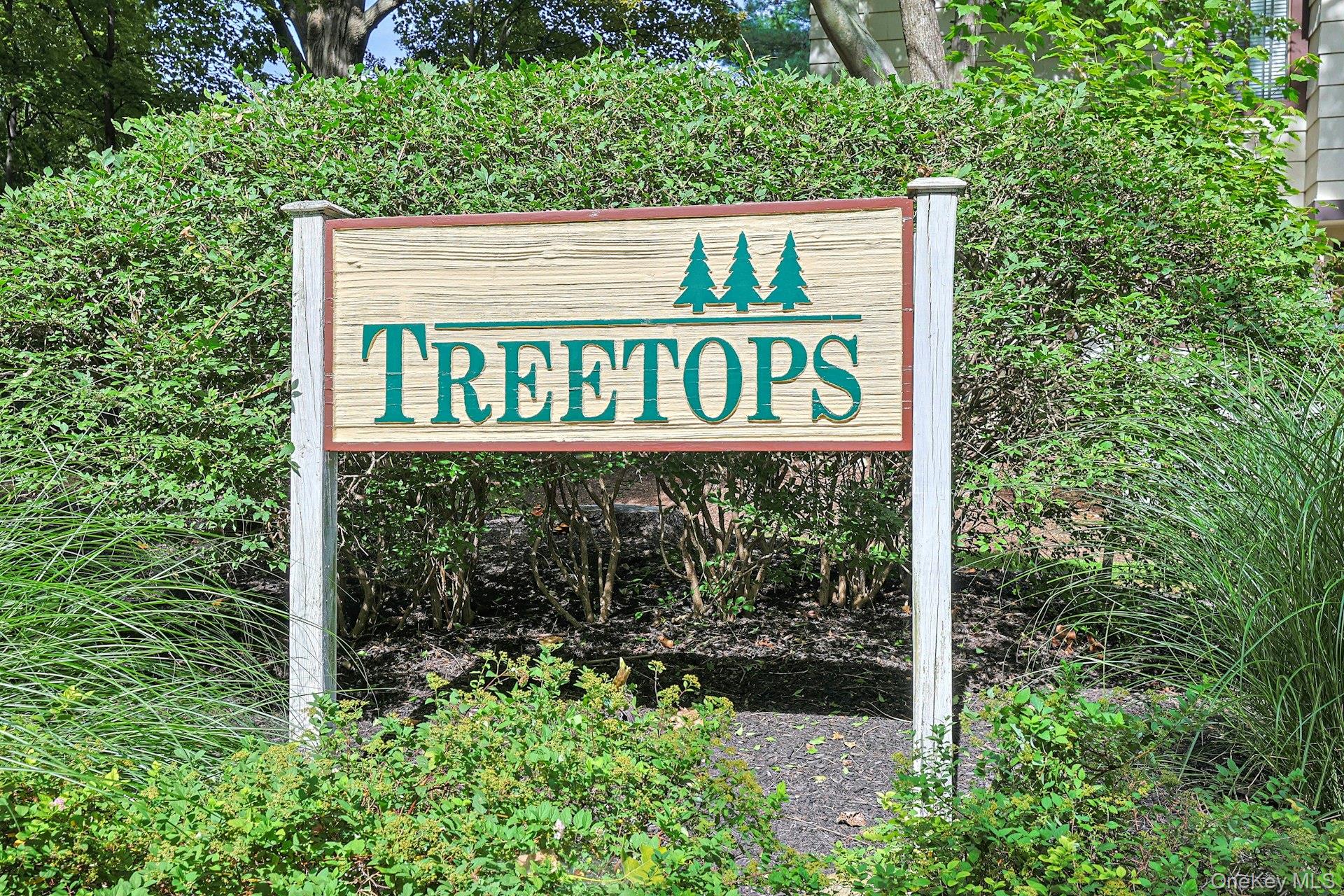 279 Treetop Circle — photo