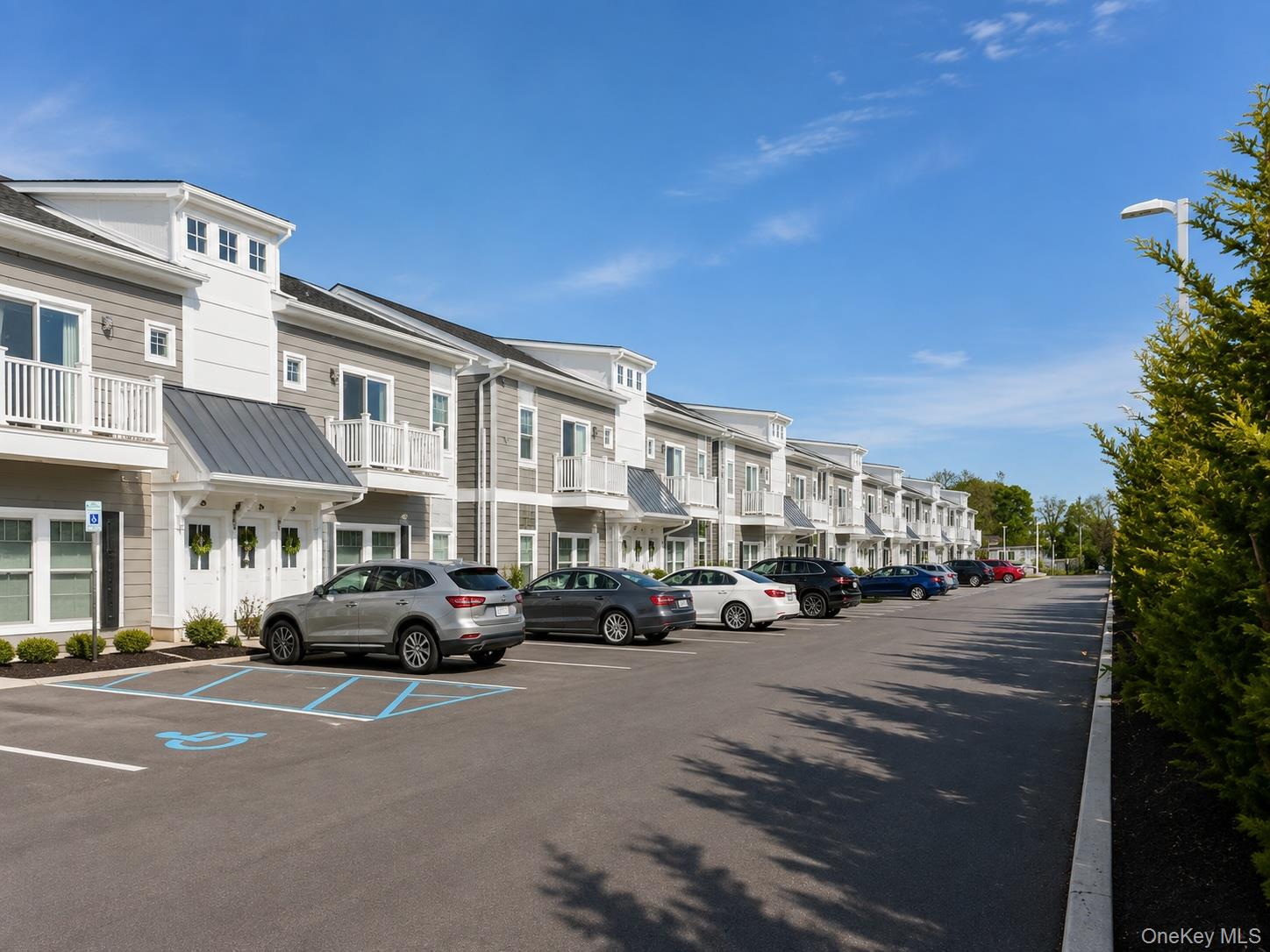 515 Jackson Avenue 27 Gail Grace North — photo