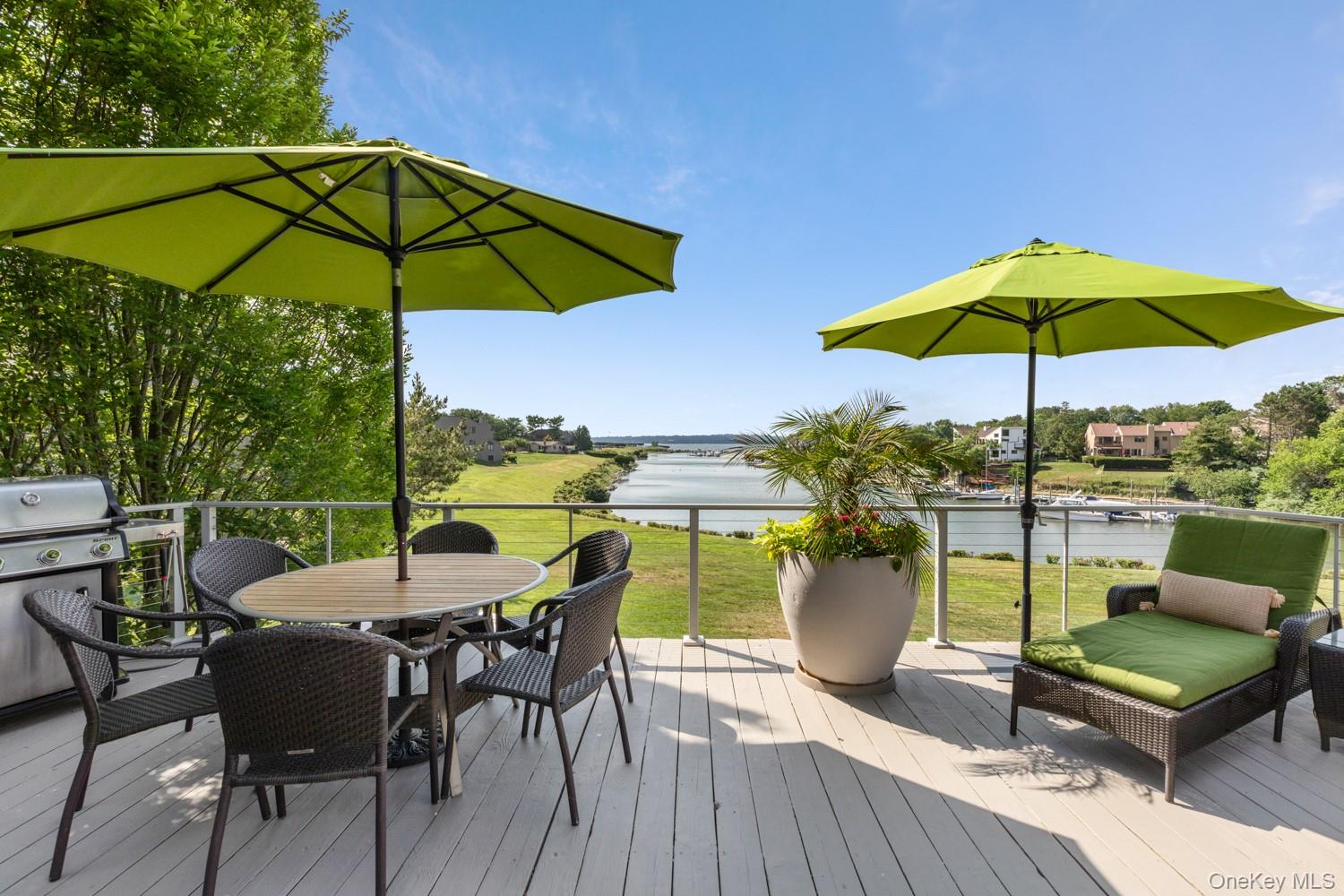 15 Harbour Point Drive — photo
