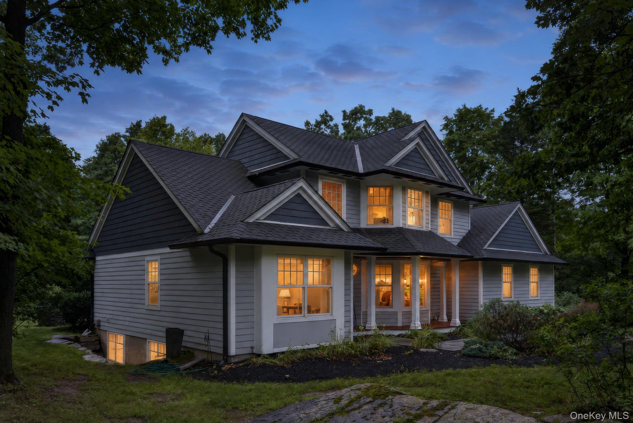11 Sky View Court — photo