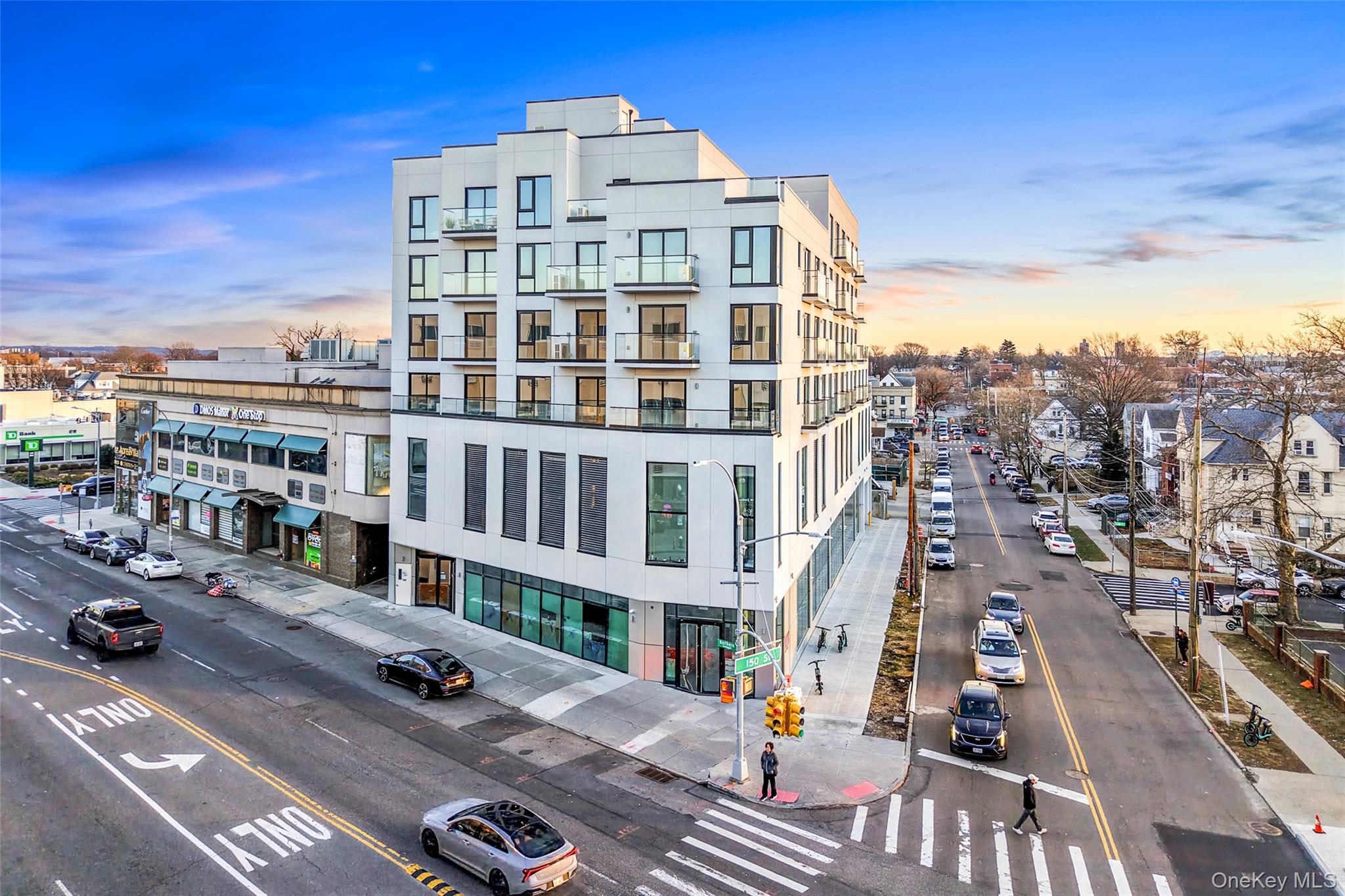150-02 Northern Boulevard 3L — photo