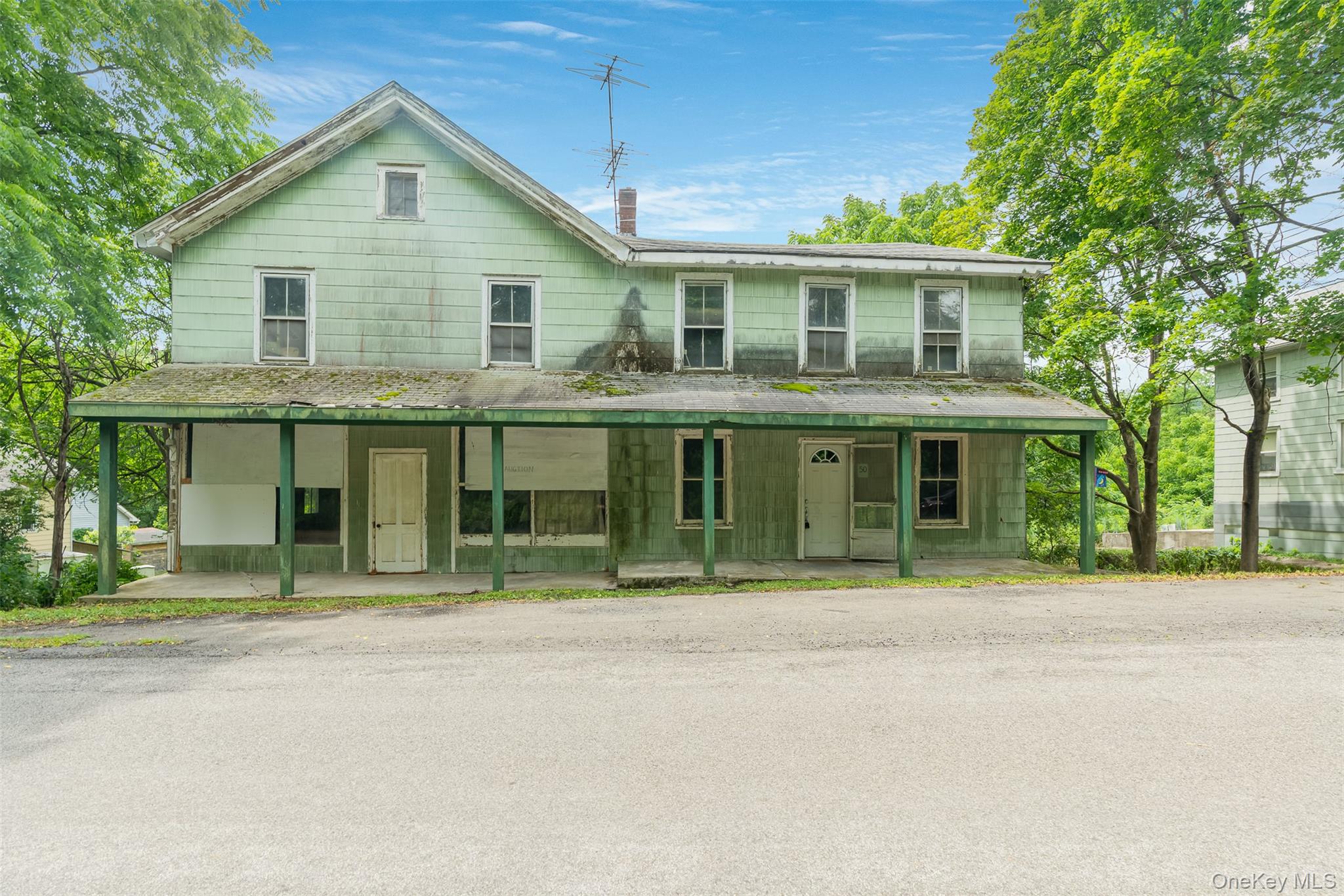 50 Maple Street — photo