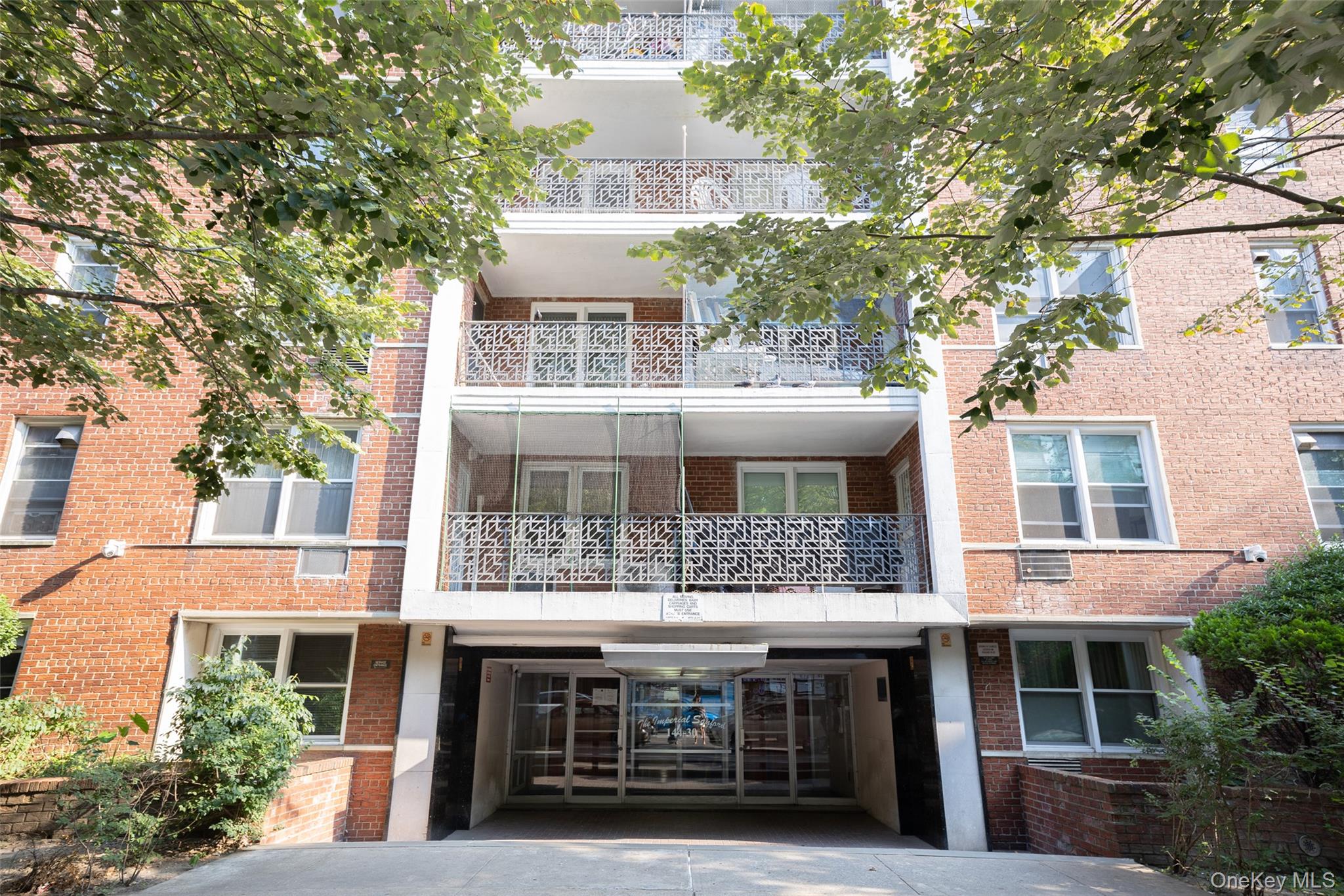 144-30 Sanford Avenue 2N — photo