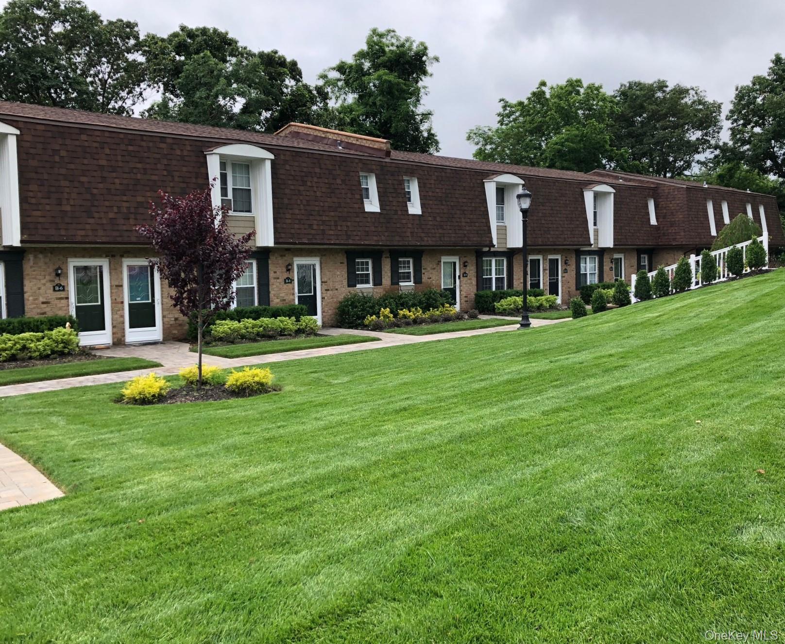 100 Villa D'est Drive a-11 — photo