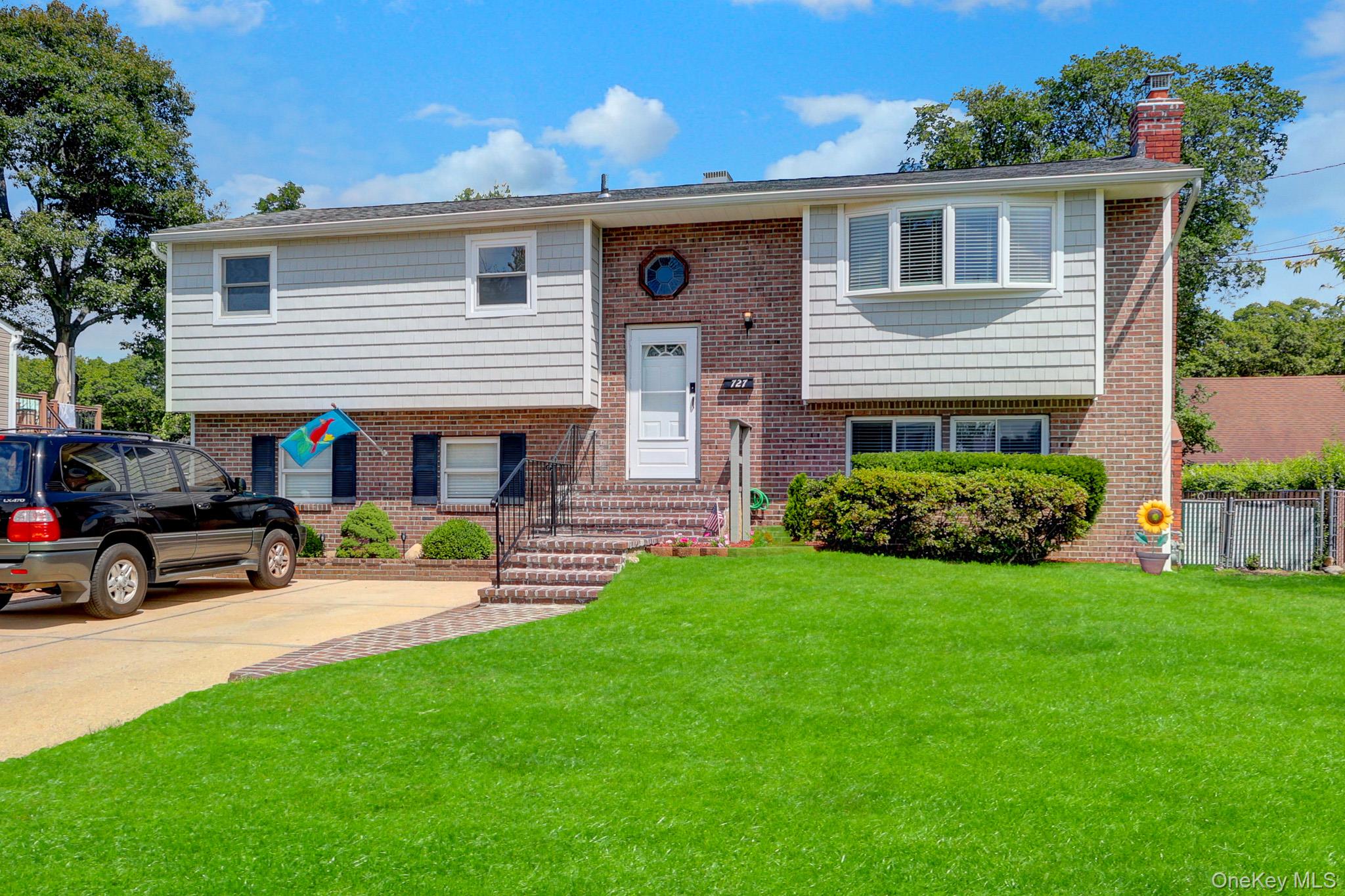 727 Peter Paul Drive — photo