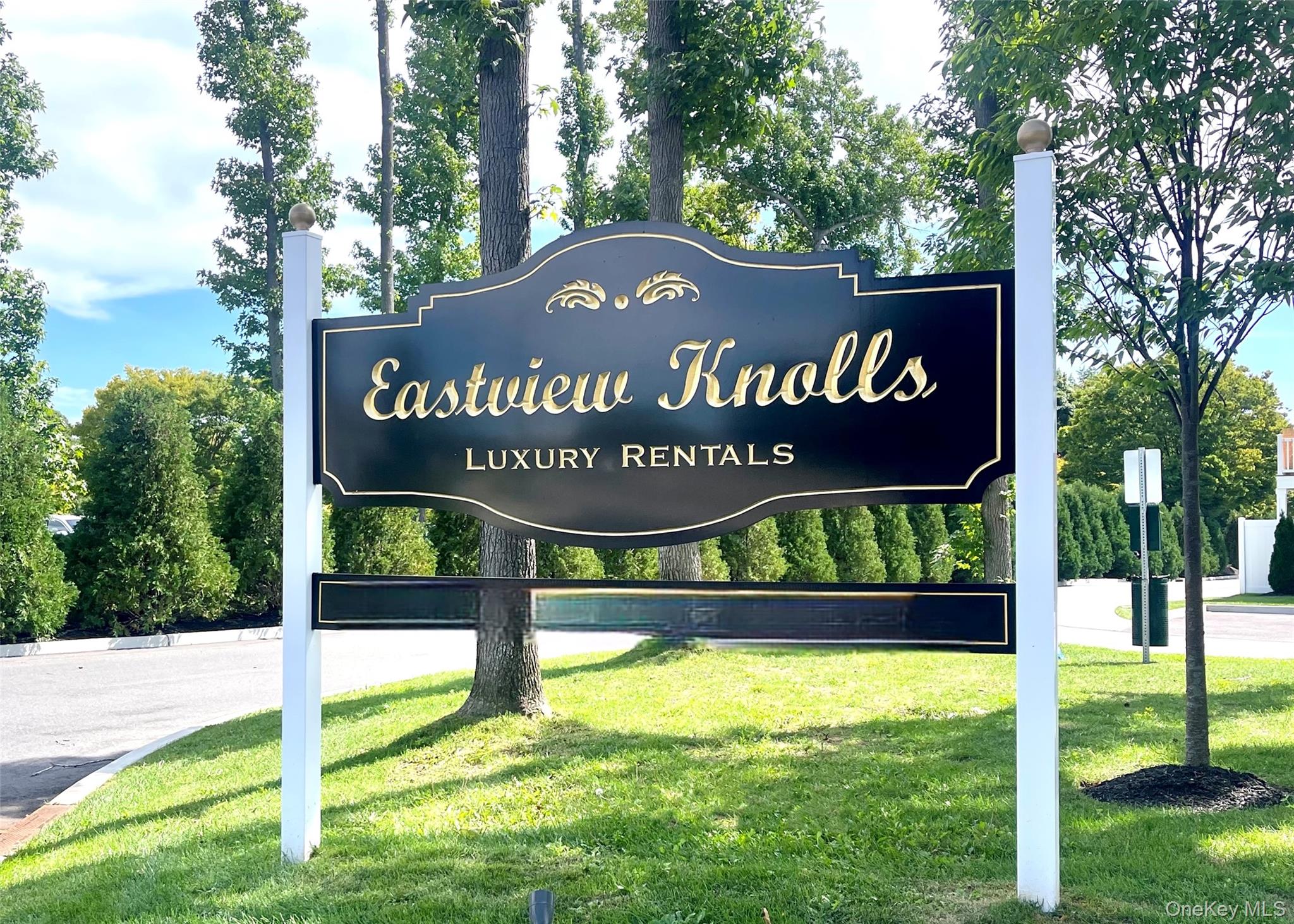 221 Eastview Drive 16 — photo
