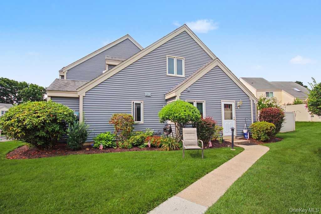 137 Fields Lane — photo
