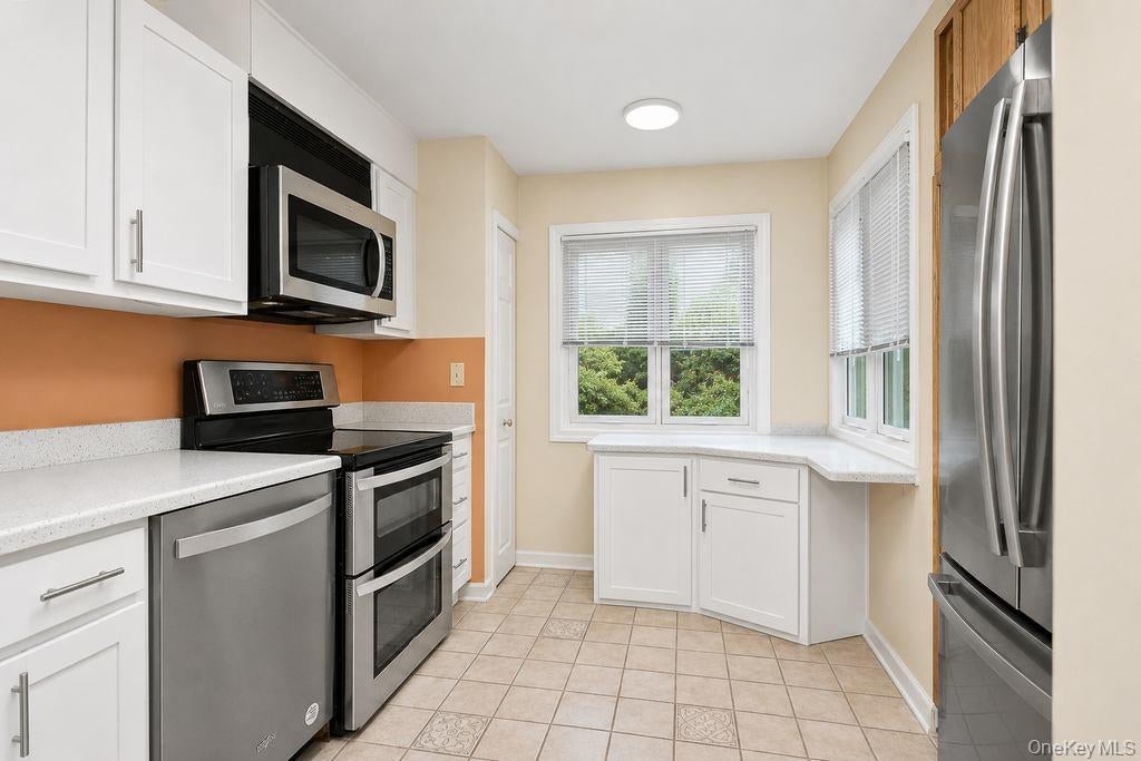 137 Fields Lane, Peekskill, NY 10566 — photo 3