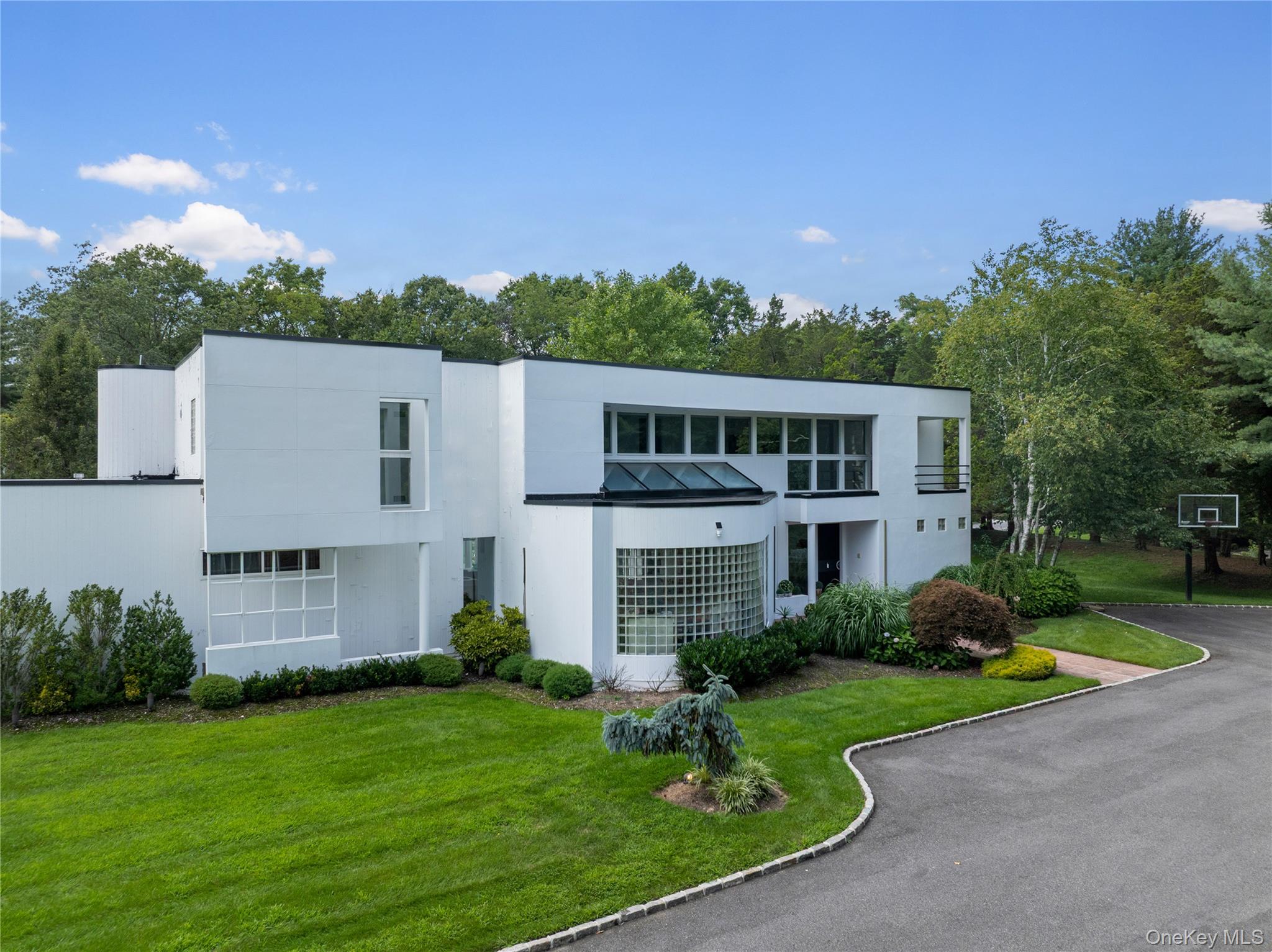 1 Vista Drive — photo