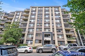 9841 64 Road 7D — photo