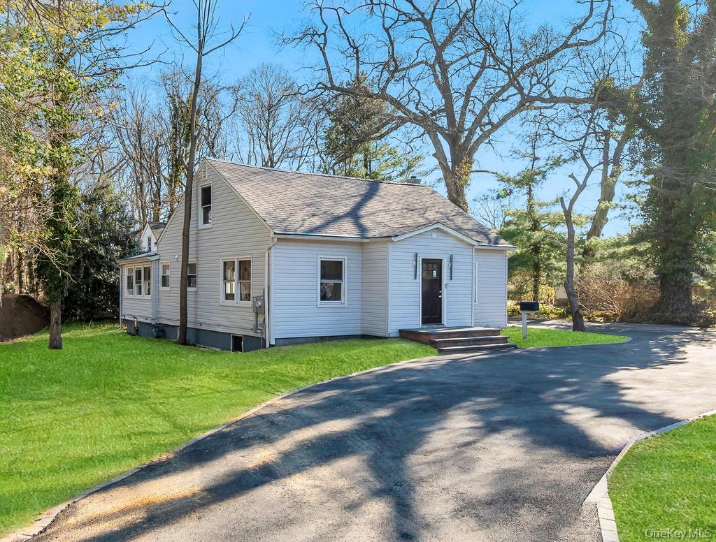 624 Townline Road — photo