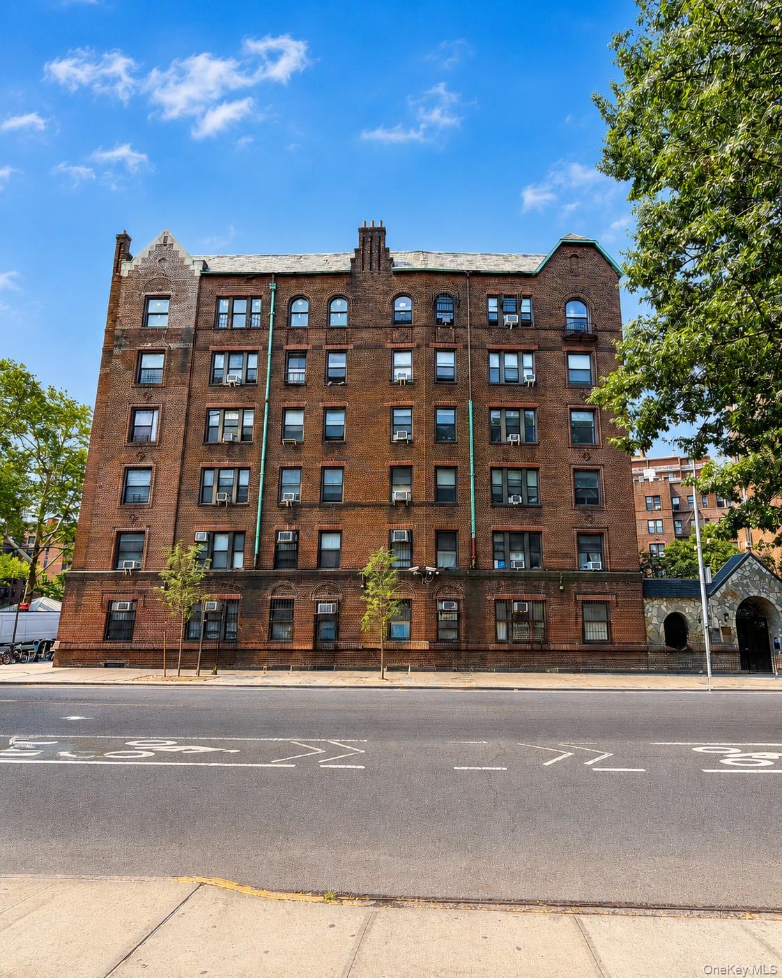 4220 Kissena Boulevard Es (5th Floor) Building 4 — photo