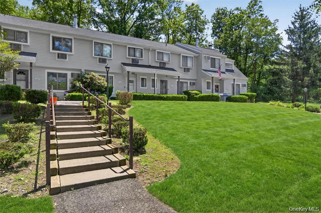 607 Mountain Laurel Drive — photo