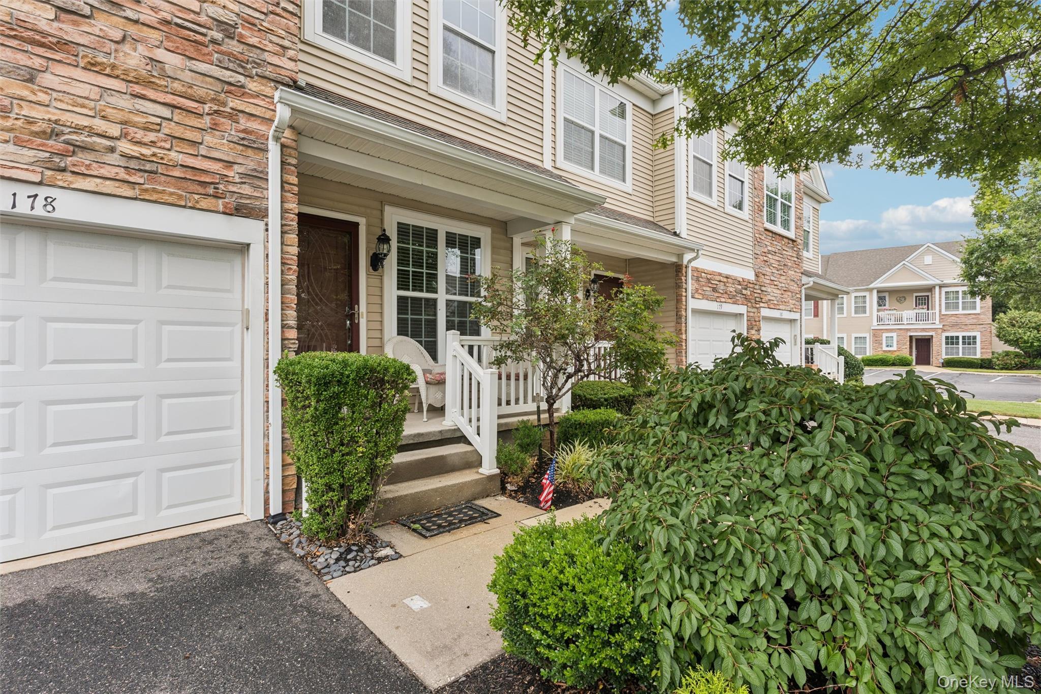 178 Southampton Drive — photo