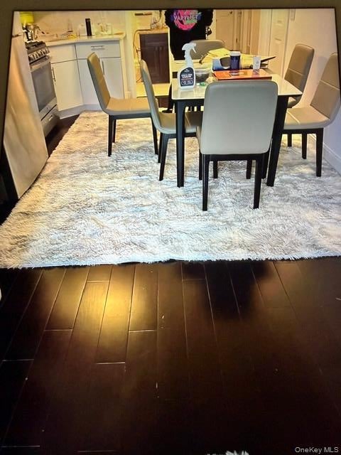 4367 161st Street — photo