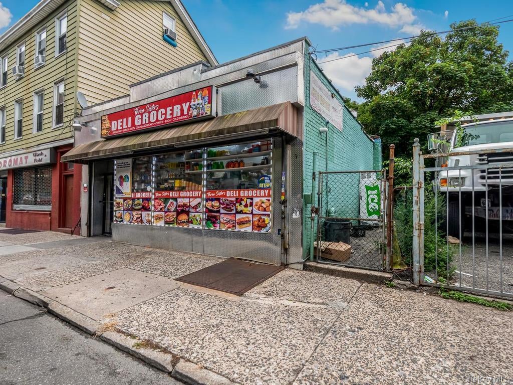 26 W Third Street — photo