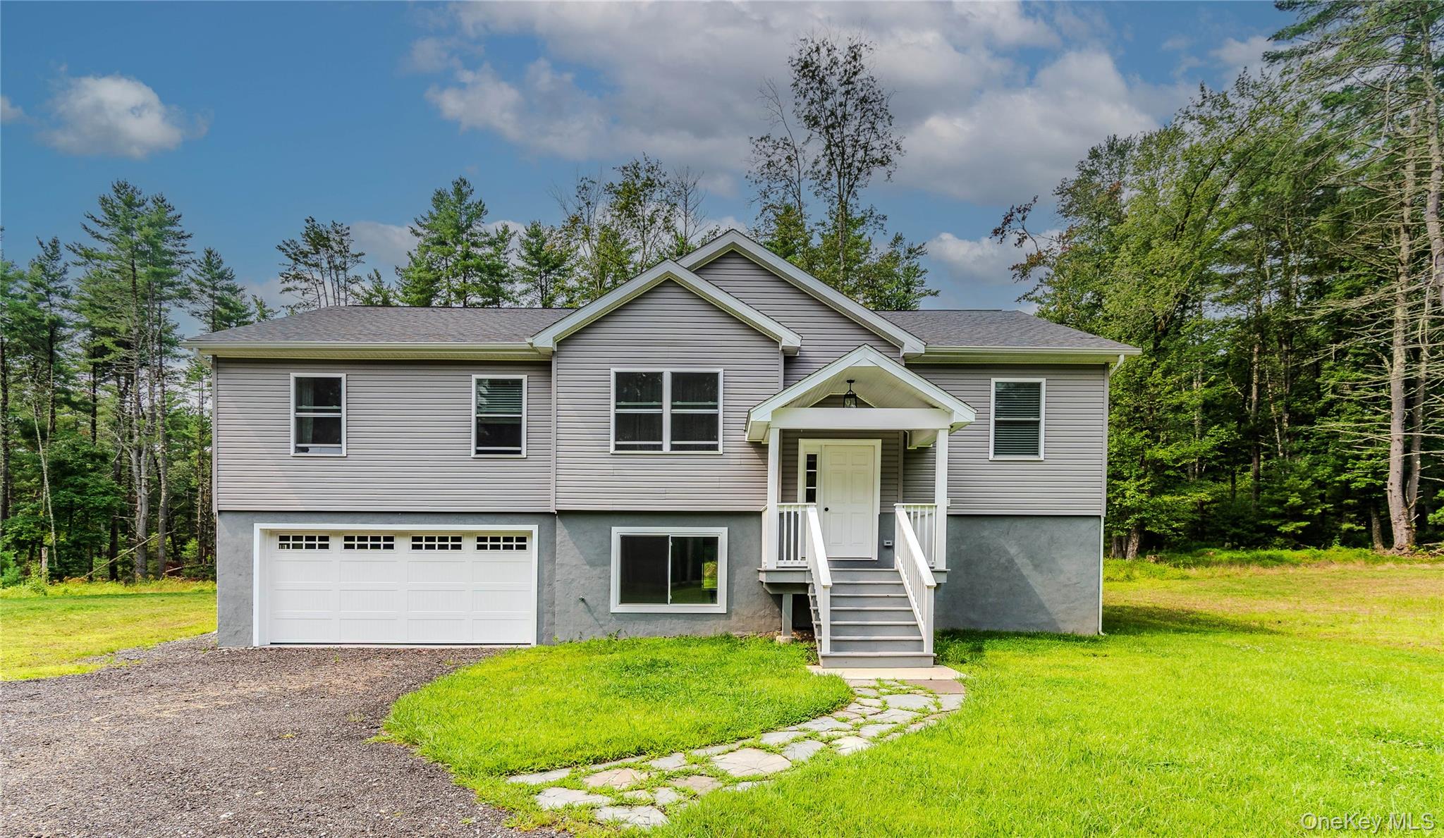 26 Summit Drive — photo