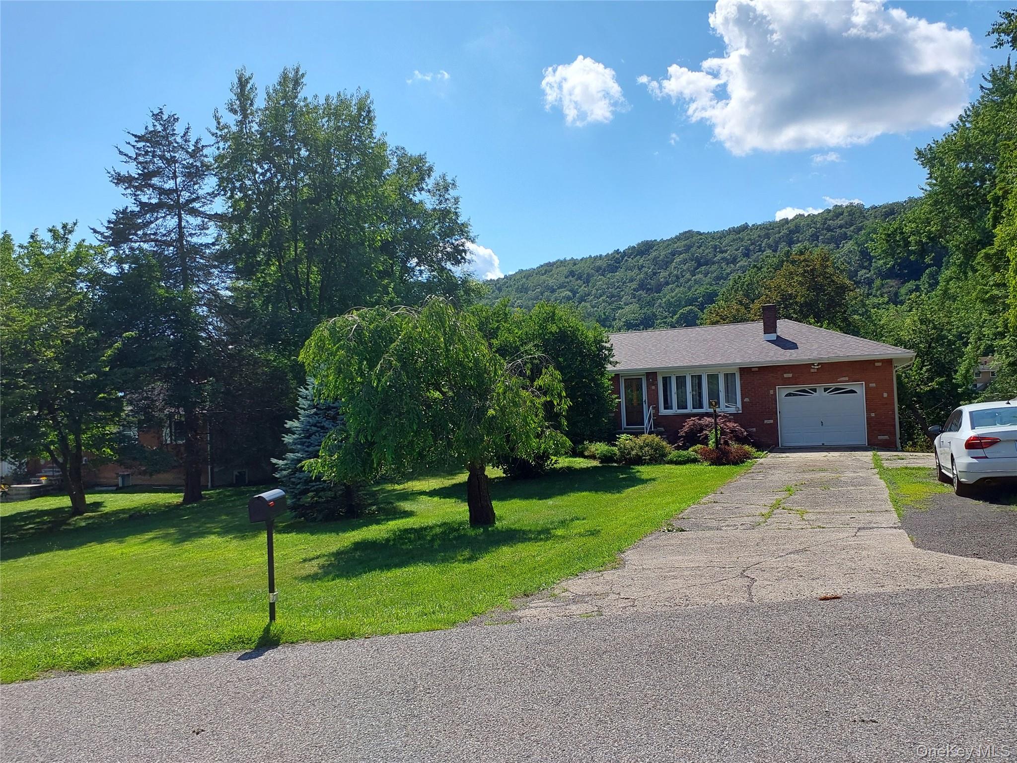 1 Tappan Drive — photo