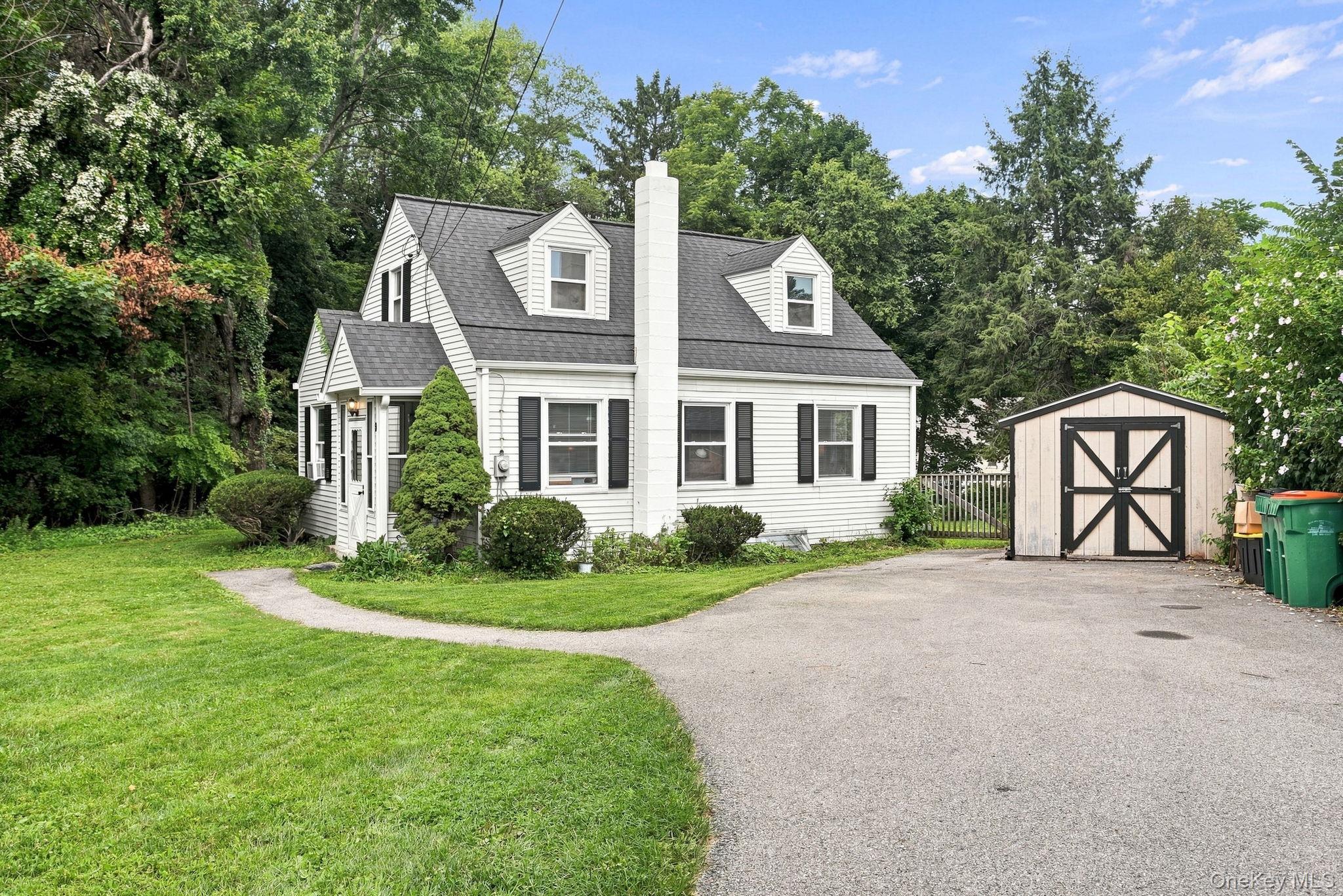 9 Kinderhook Drive — photo