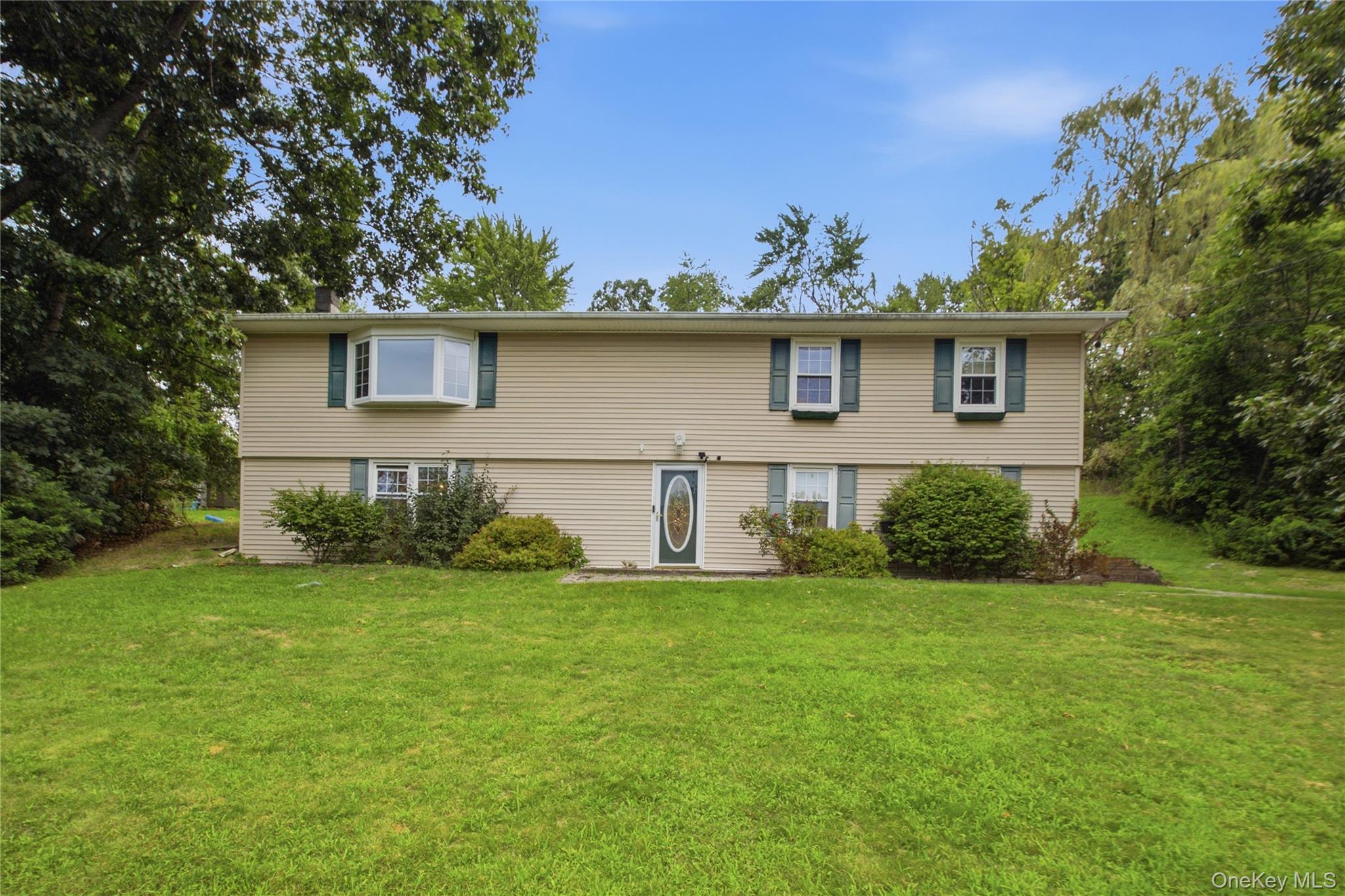 34 Hillview Circle — photo