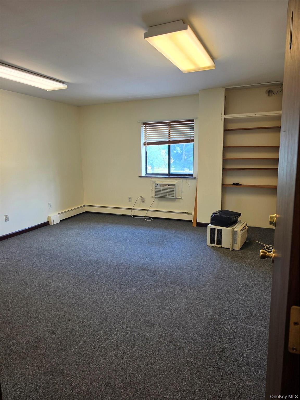 200 Route 32 201 — photo