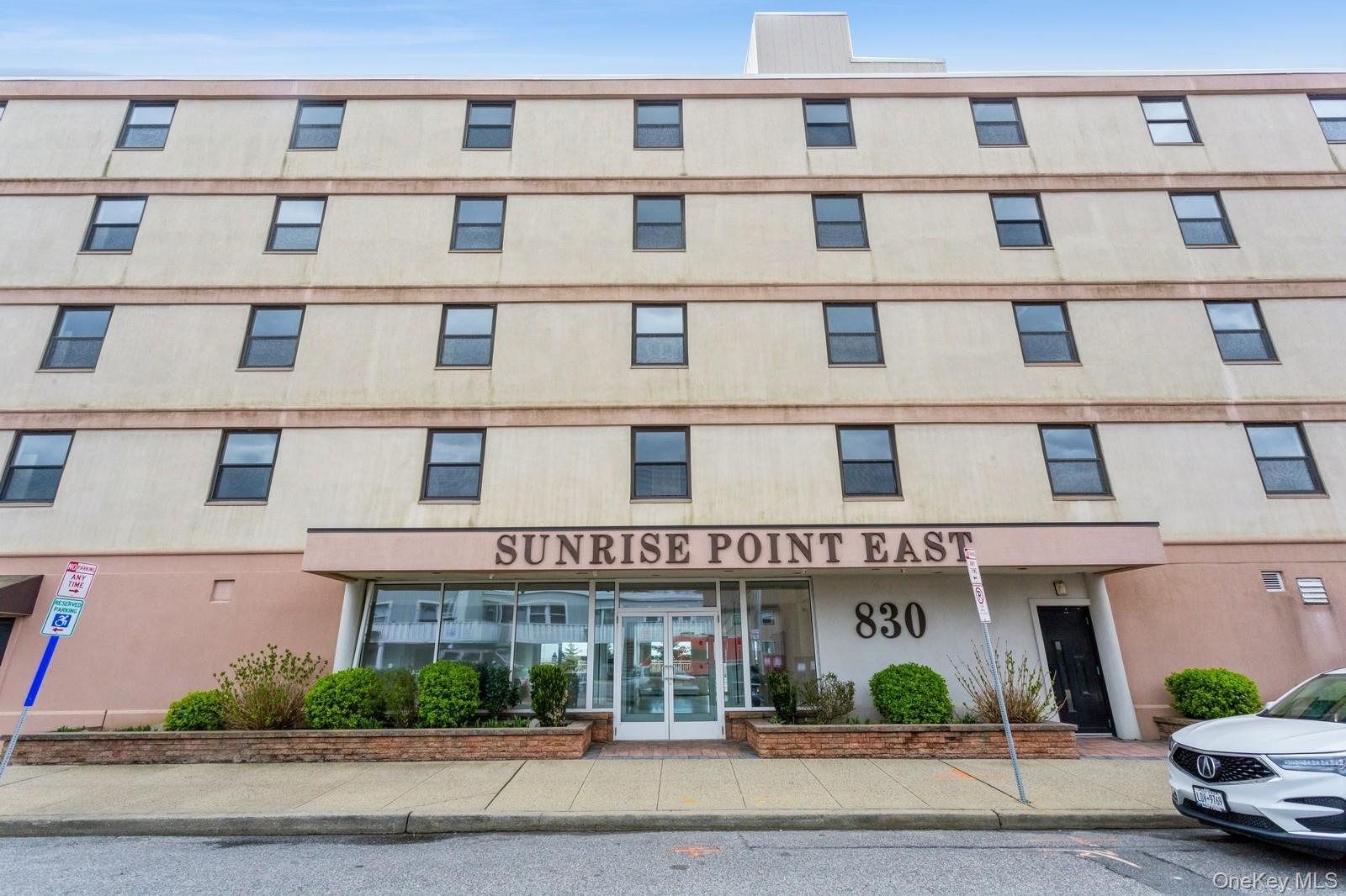 830 Shore 2O — photo