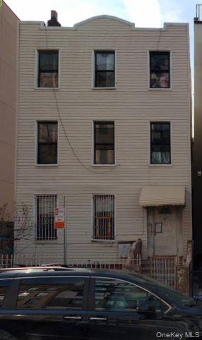 590 Marcy Avenue — photo