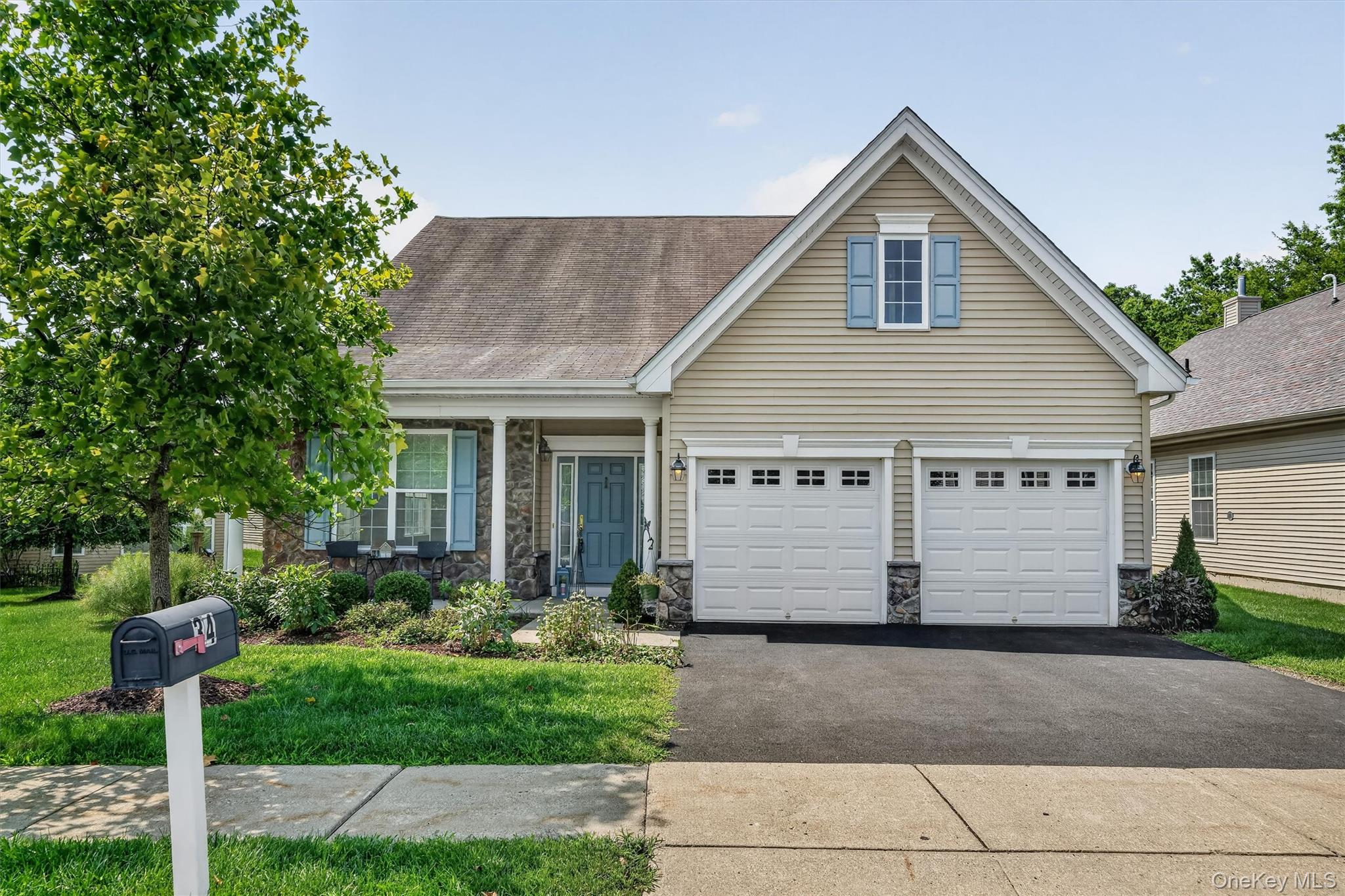 34 Hawthorne Drive — photo