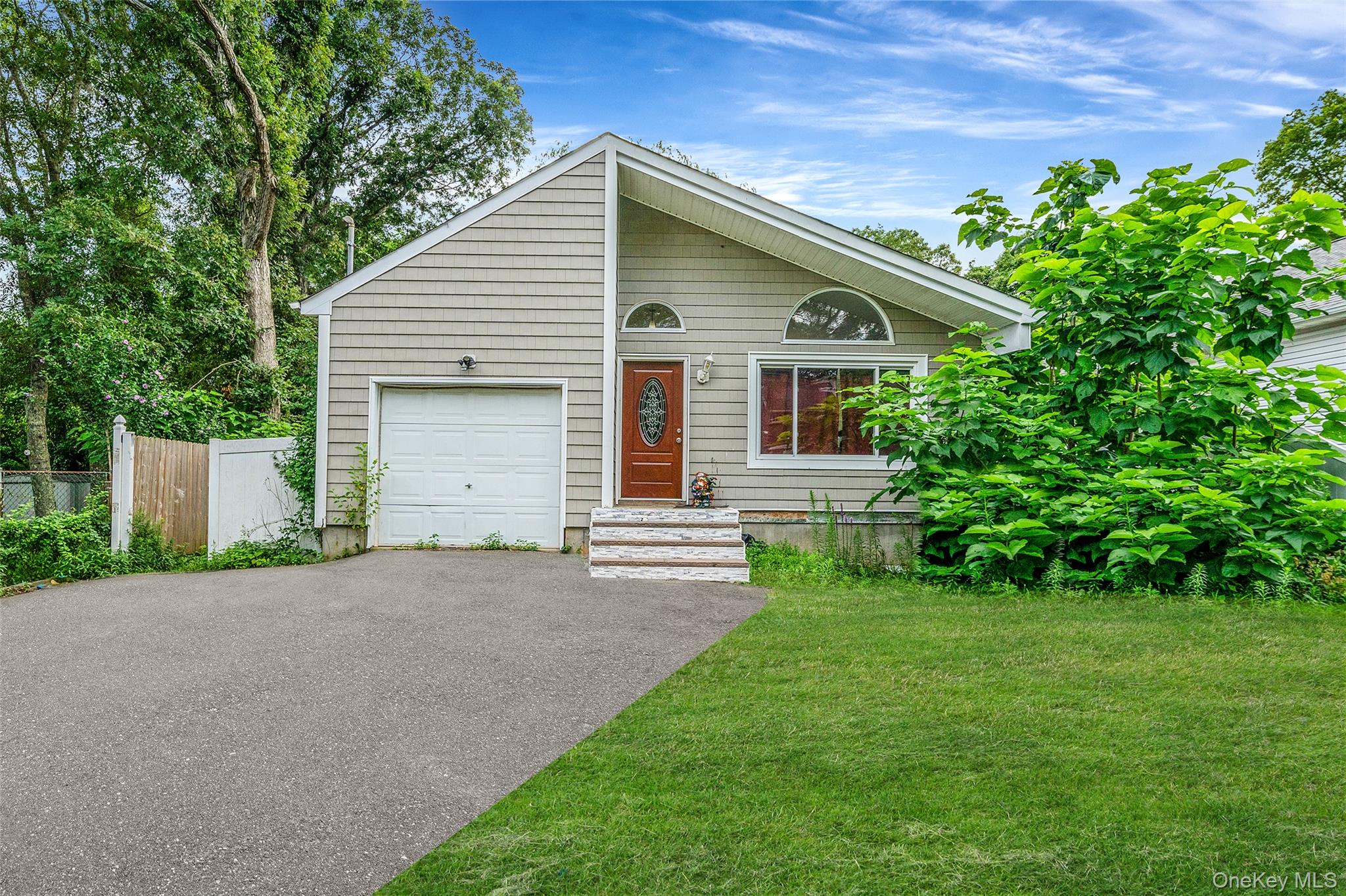 413 Glen Drive — photo