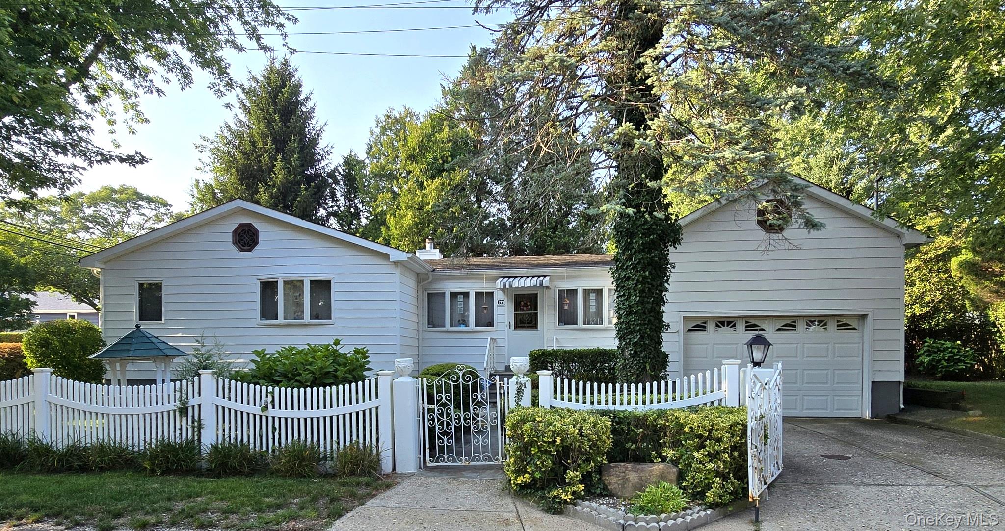 67 King Road — photo