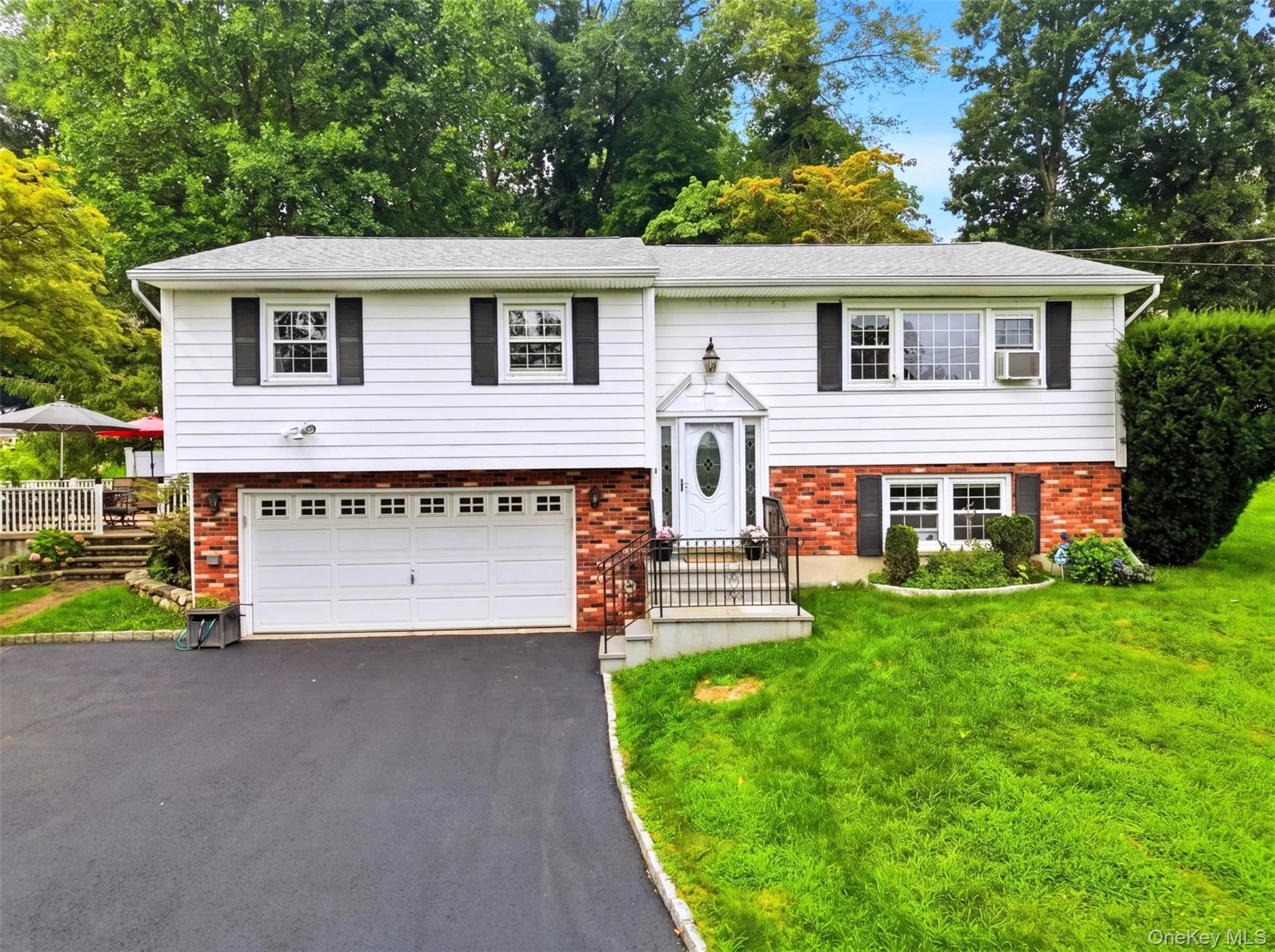 161 Geymer Drive — photo