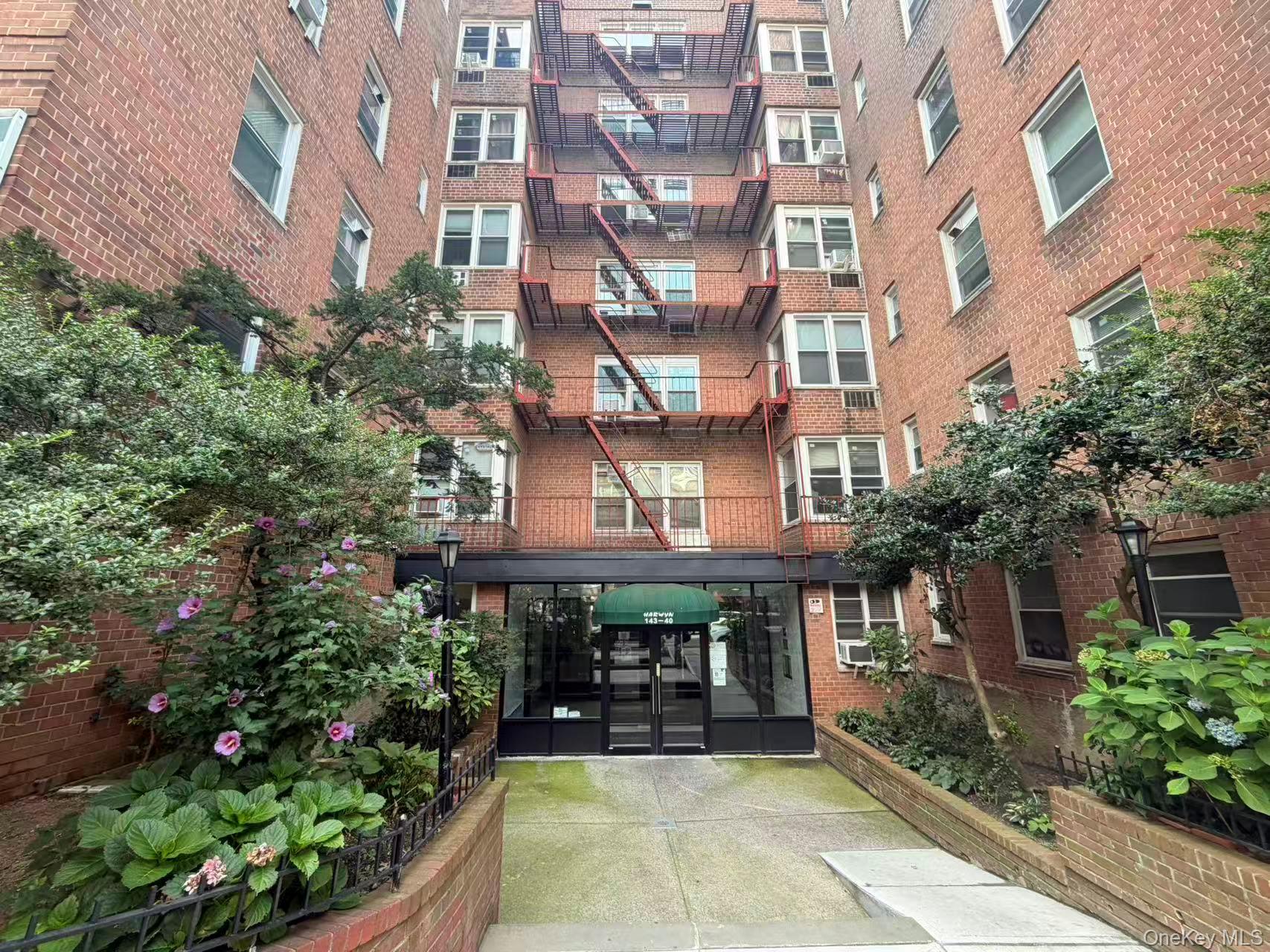 143-40 41 Avenue 4H — photo