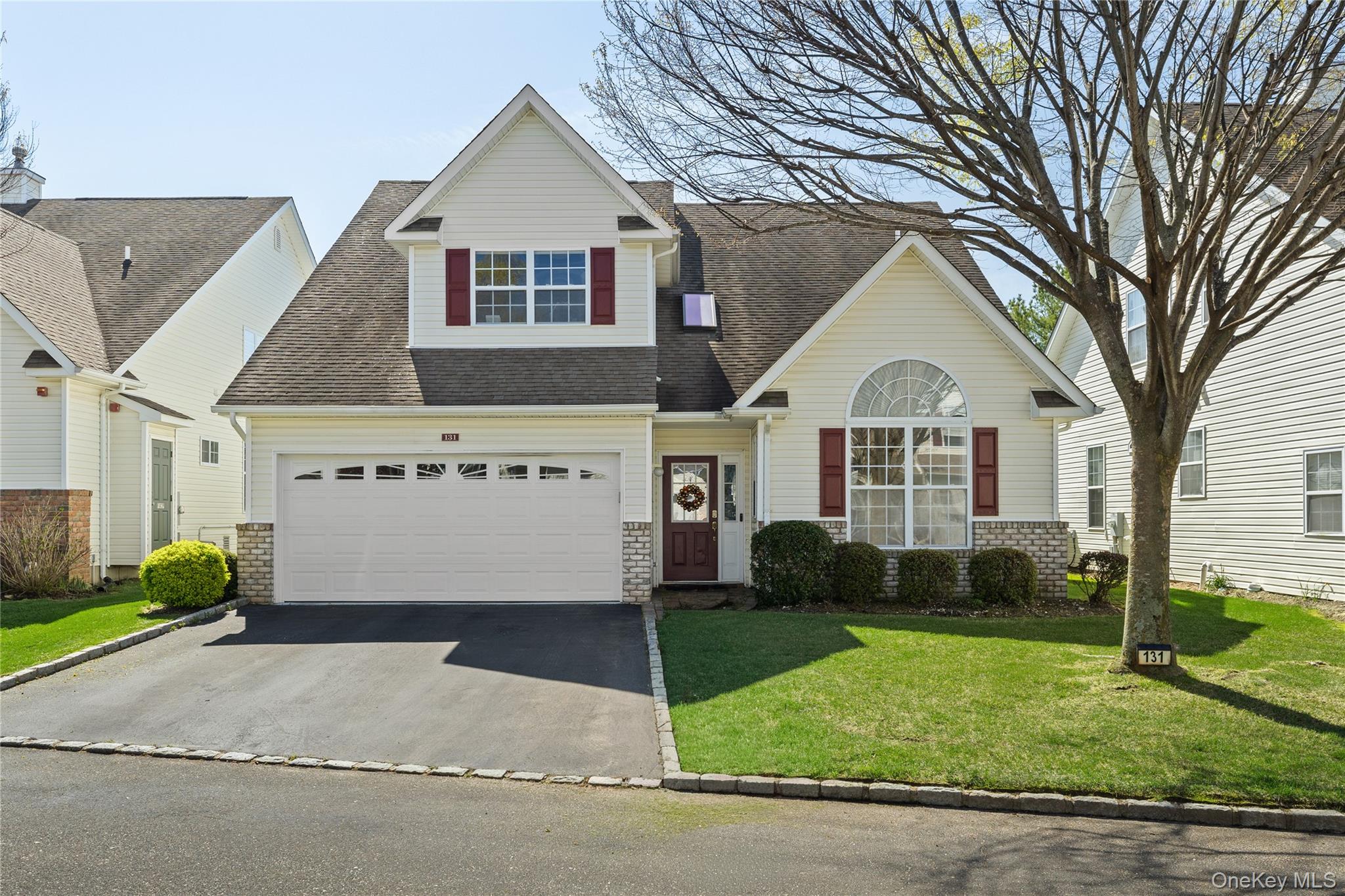 131 Constantine Way — photo