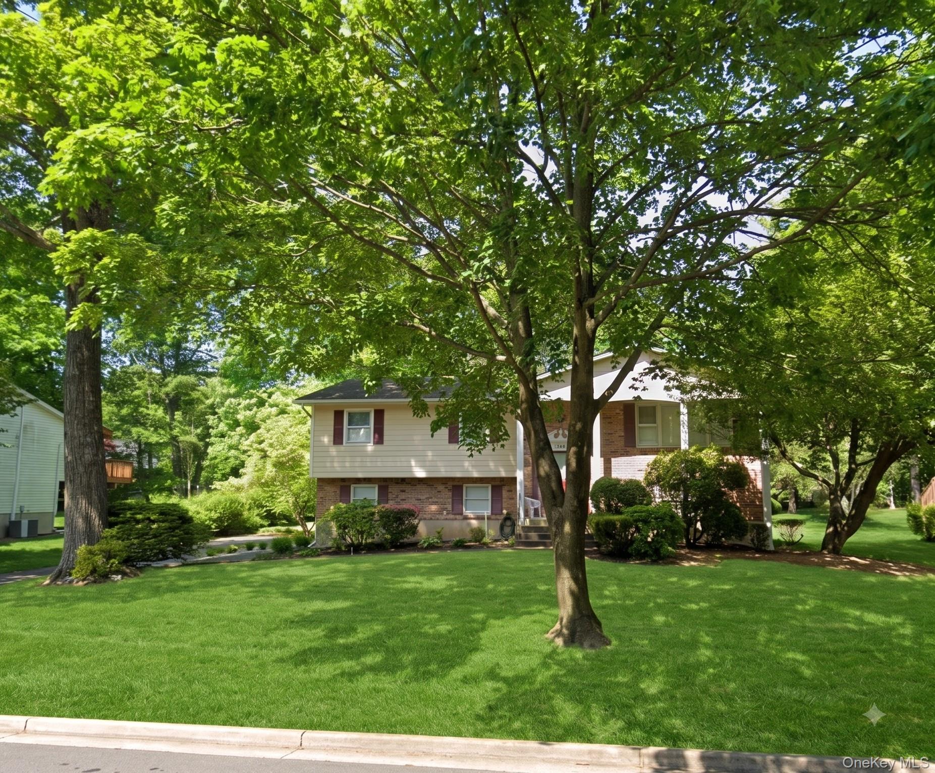 38 York Drive — photo