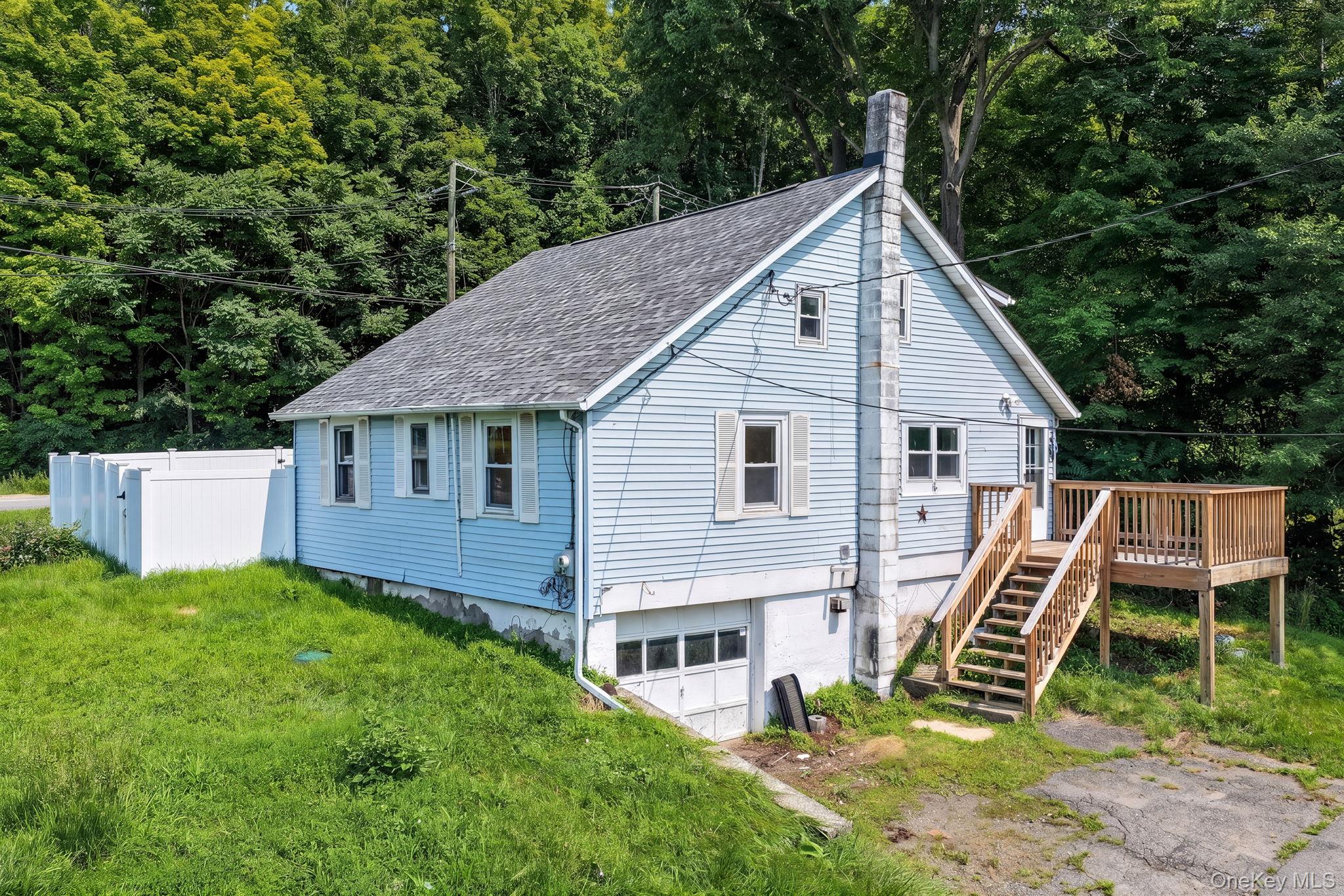 14 Airport Road — photo