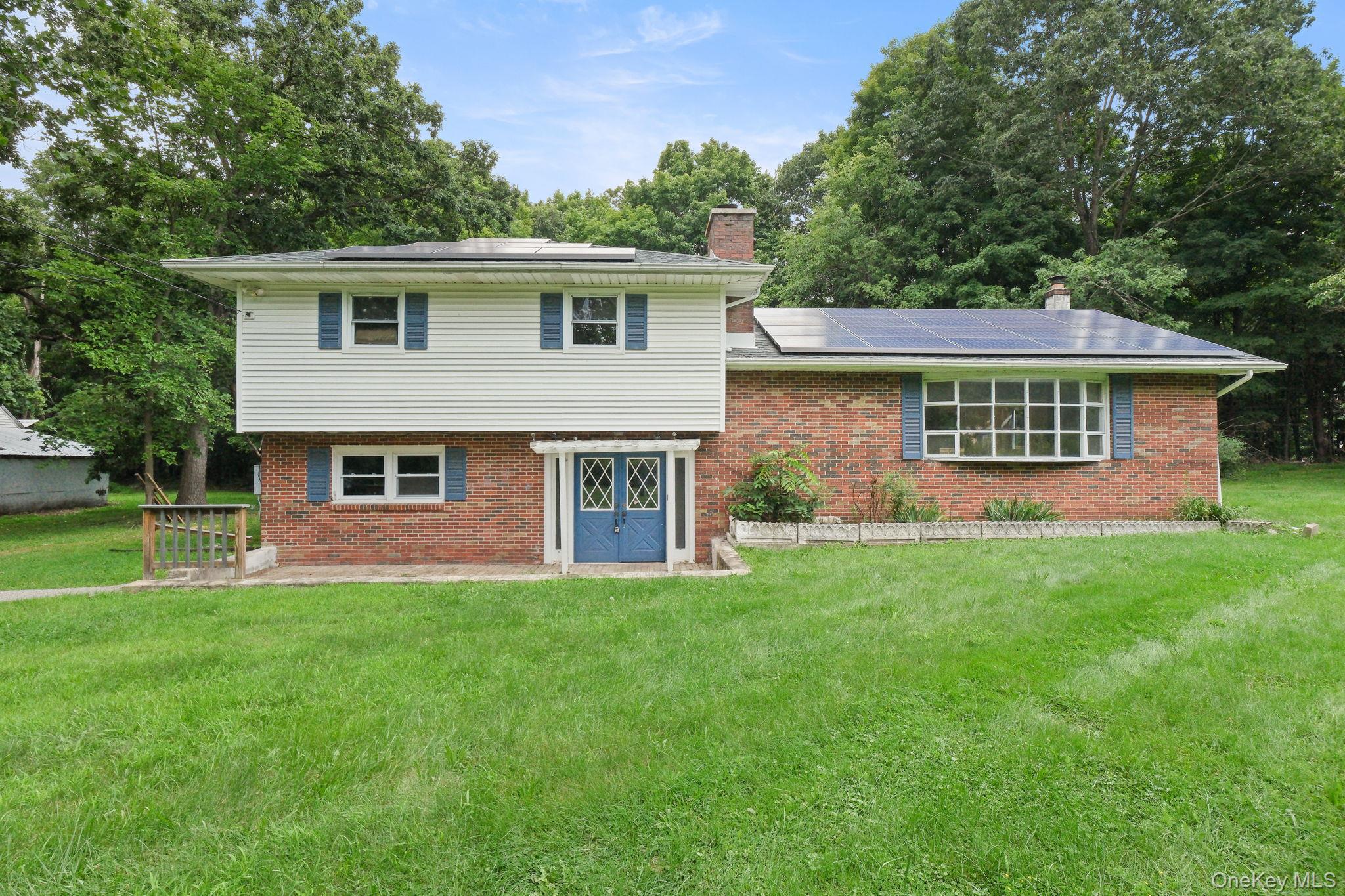 10 Creeden Drive — photo