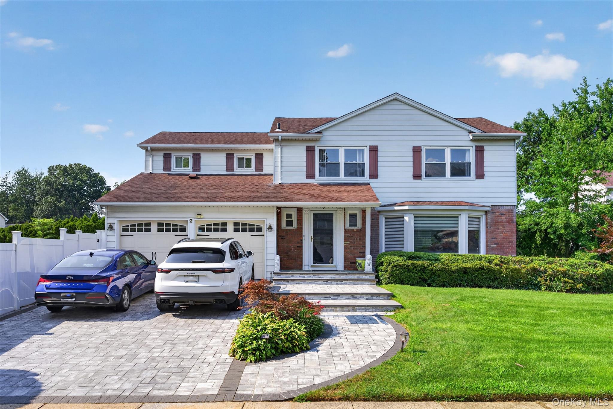 2 Foxhurst Court — photo