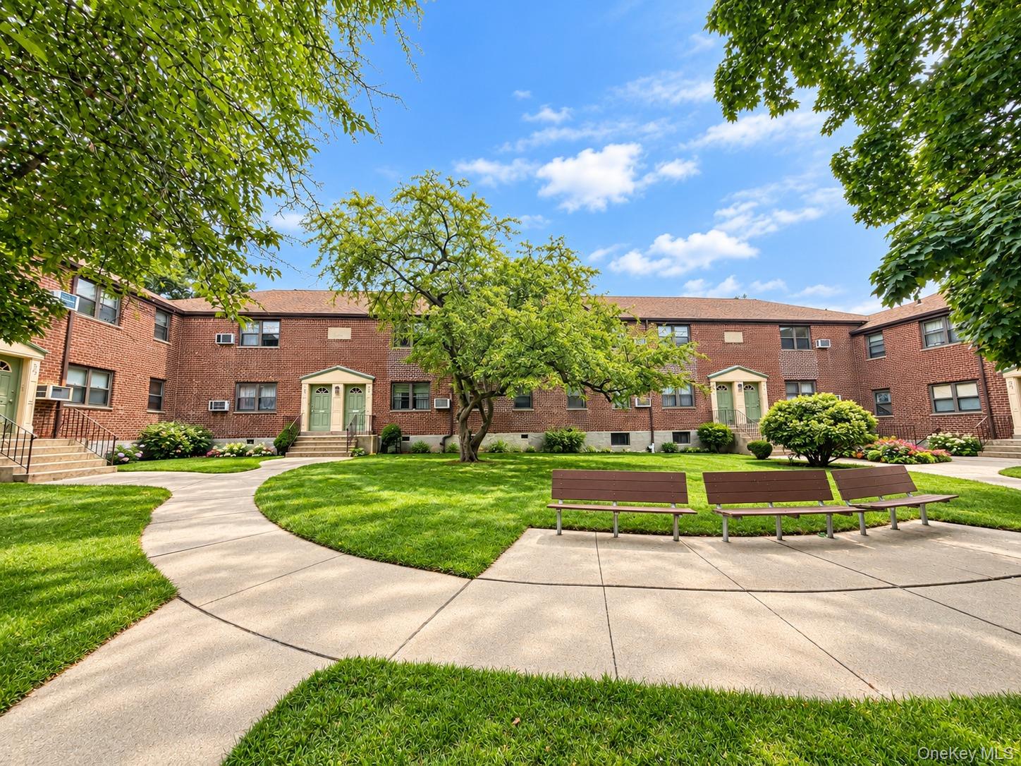 57-48 246th Crescent C8 — photo